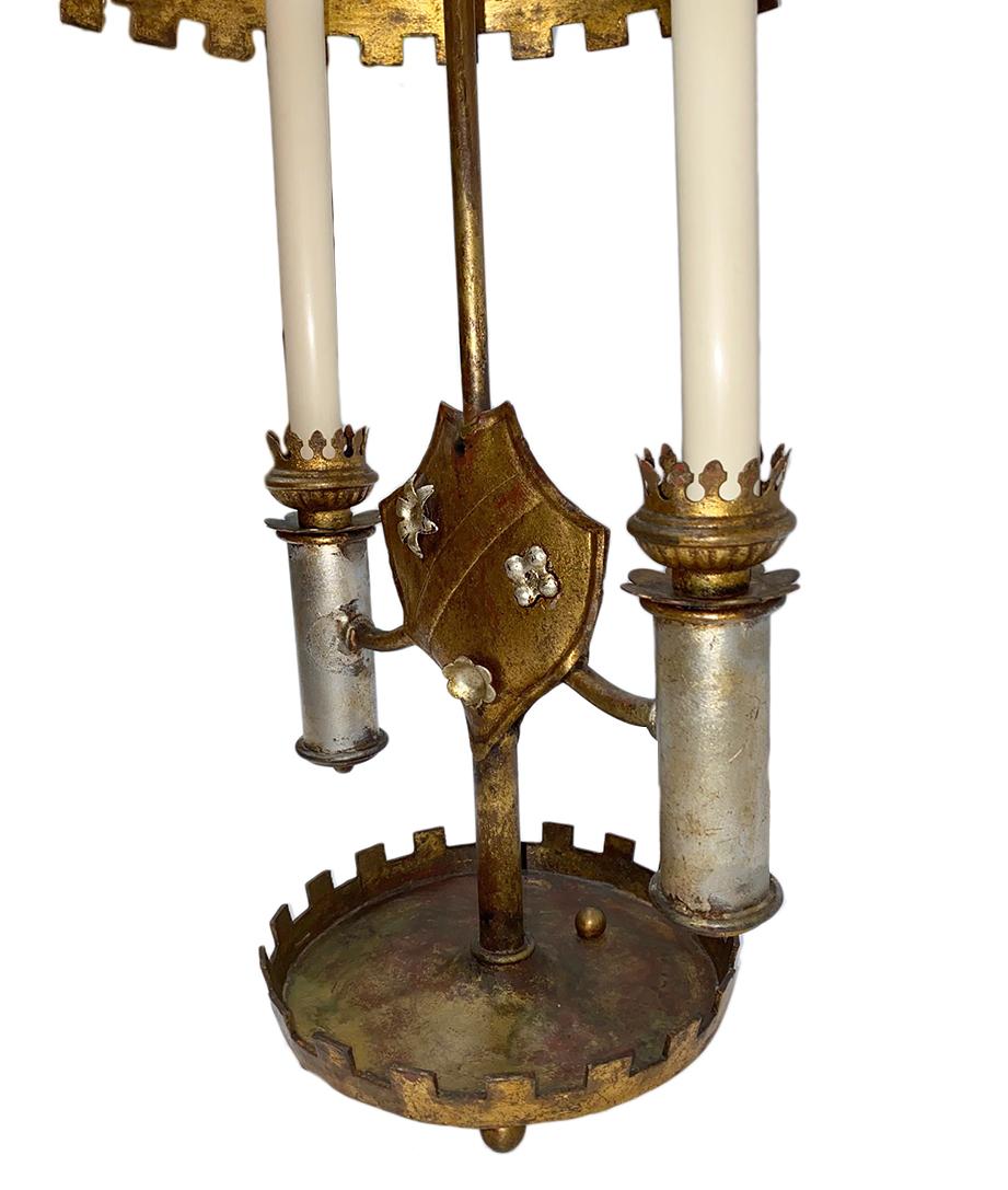 Gilt Metal Table Lamp In Good Condition For Sale In New York, NY