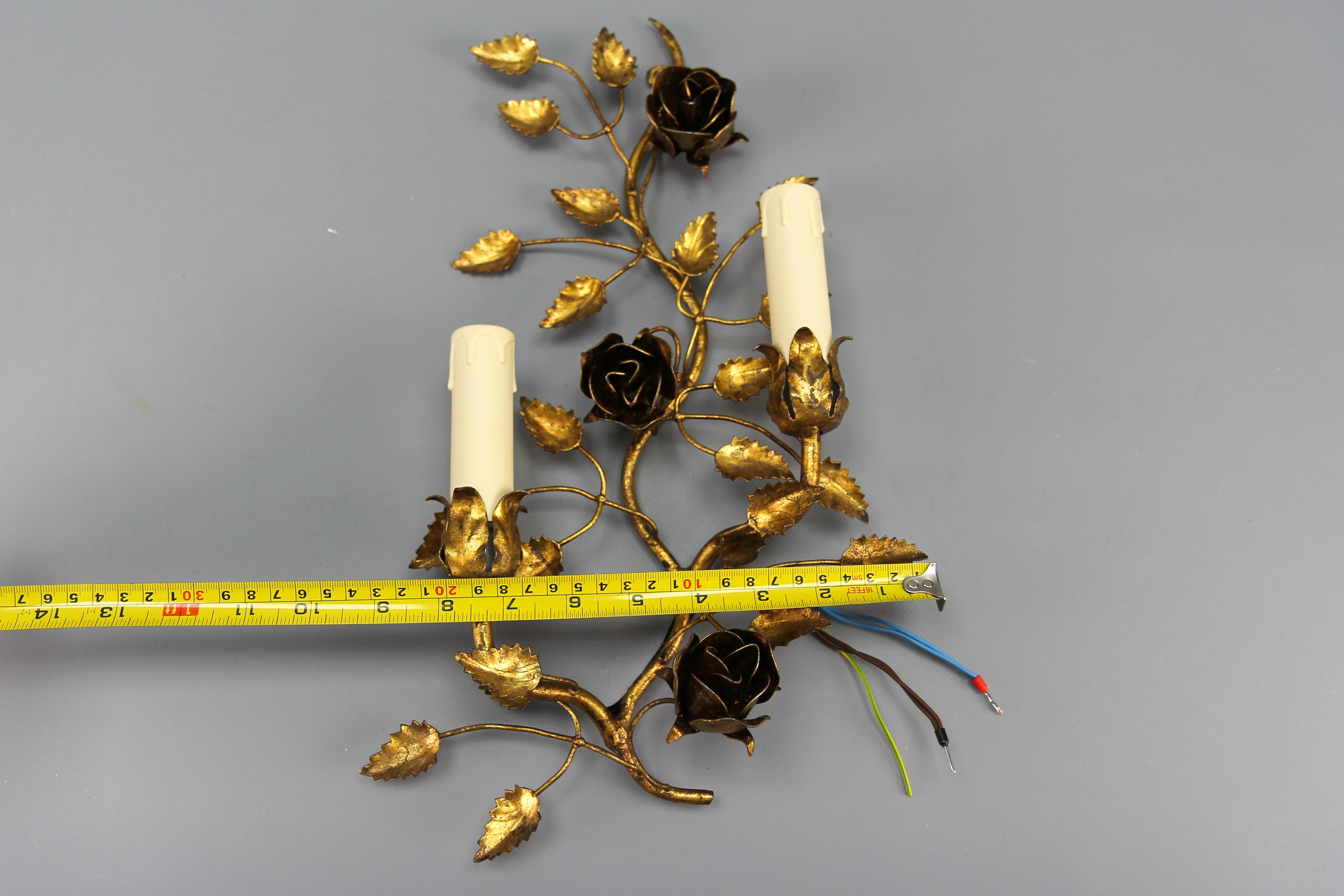 Gilt Metal Two-Light Wall Sconce with Roses and Leaf, Italy, 1970s For Sale 12