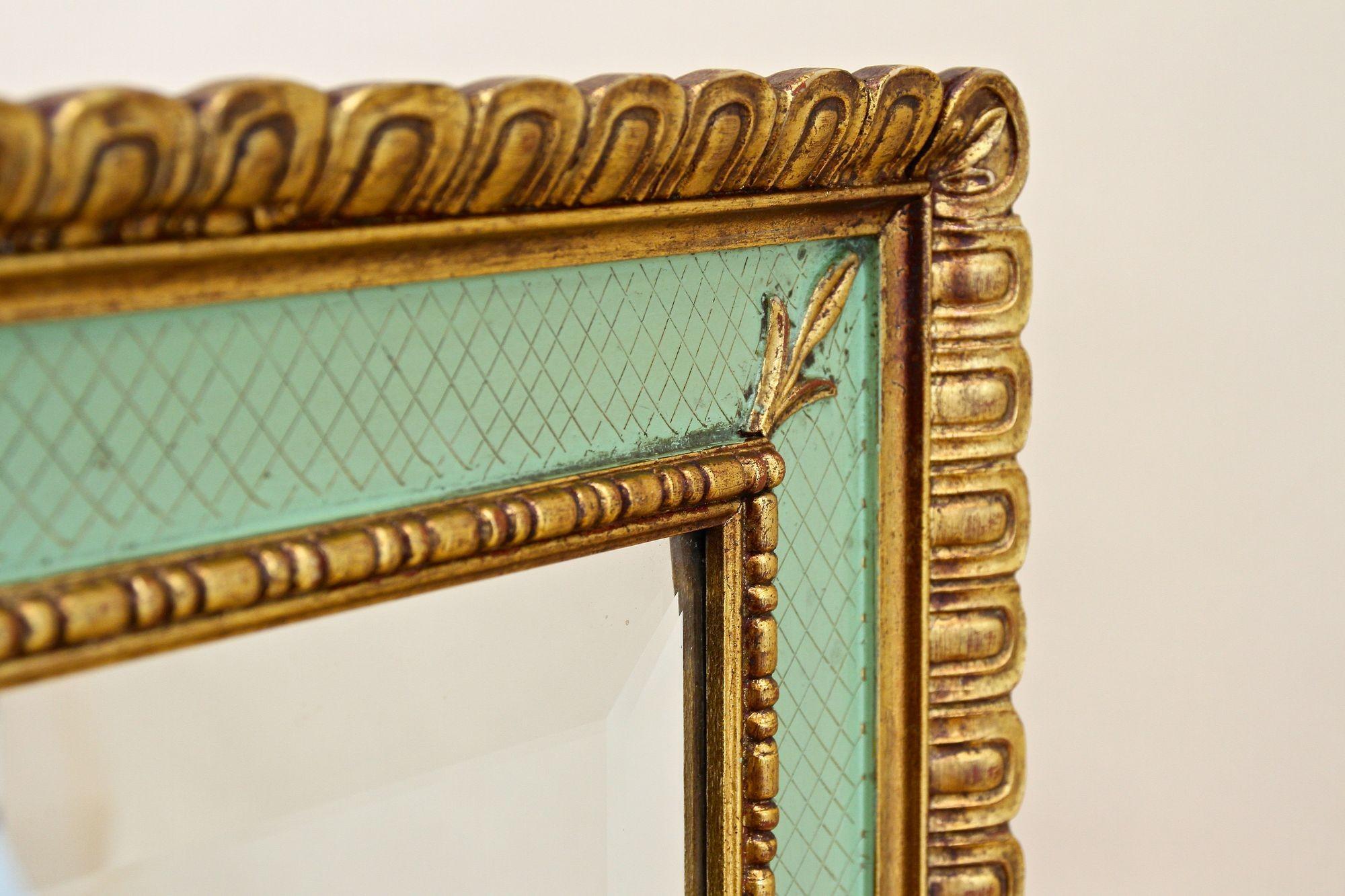 Gilt Mid Century Venetian Wall Mirror With Turquoise Pattern - IT ca. 1960 For Sale 13