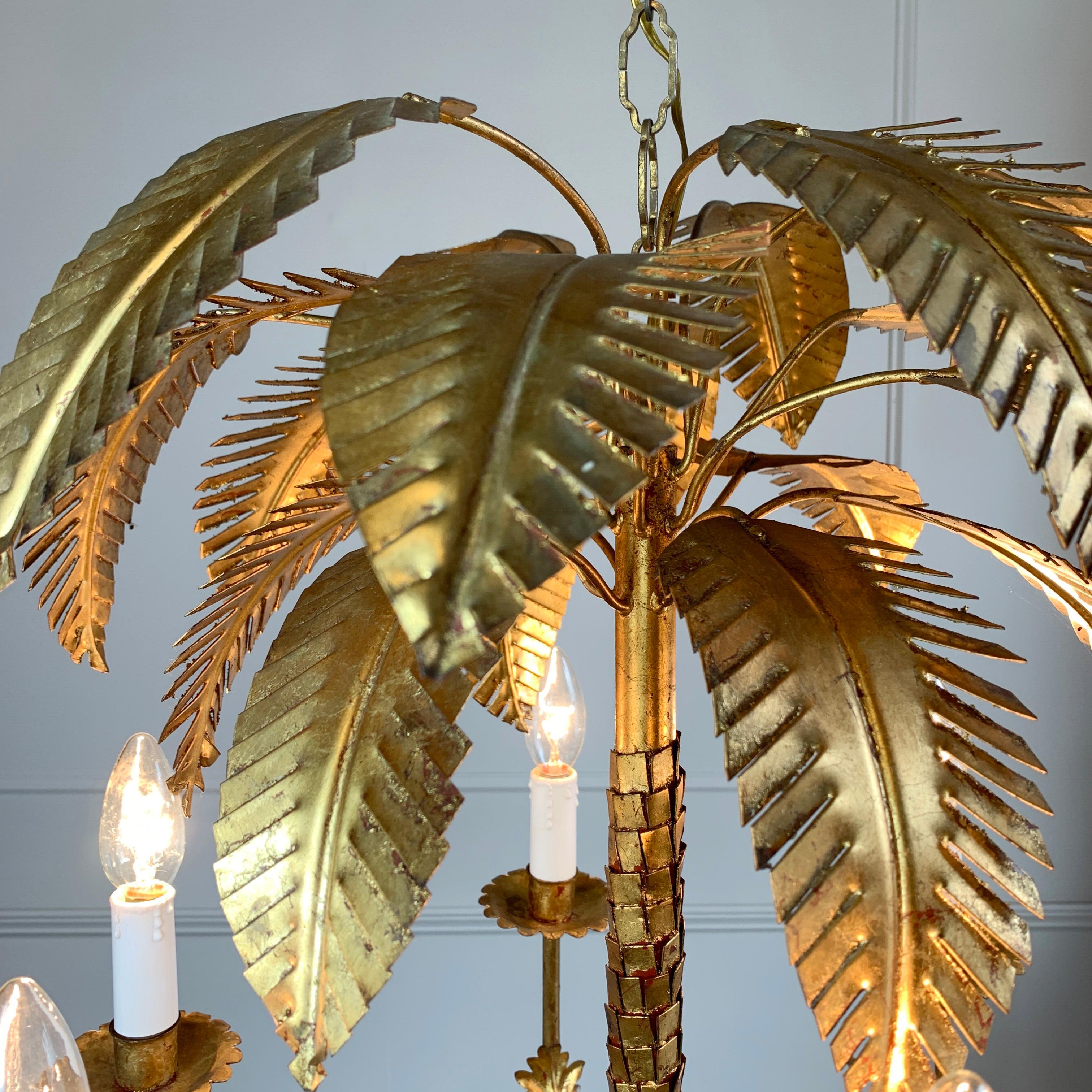 chandelier palm tree