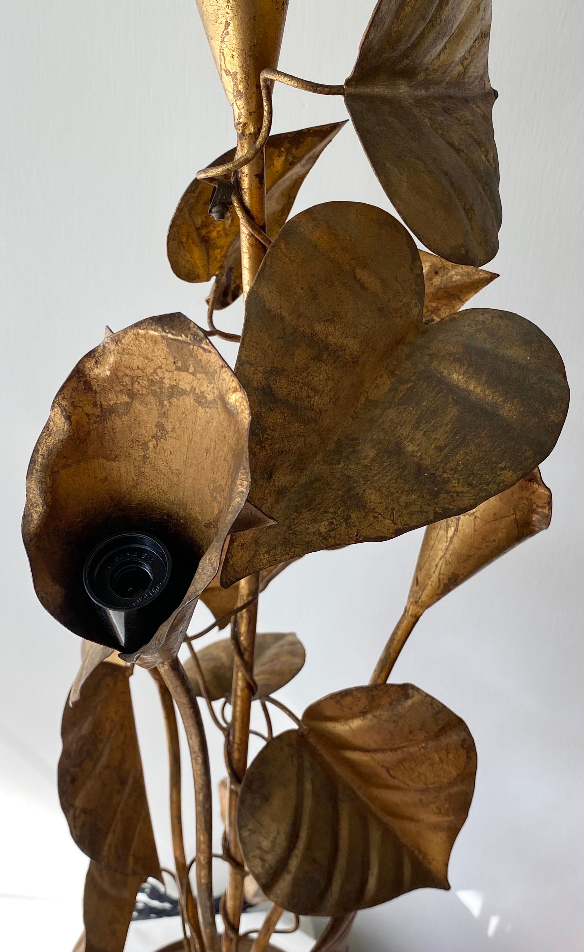 20ième siècle Lampe à plantes dorée en vente