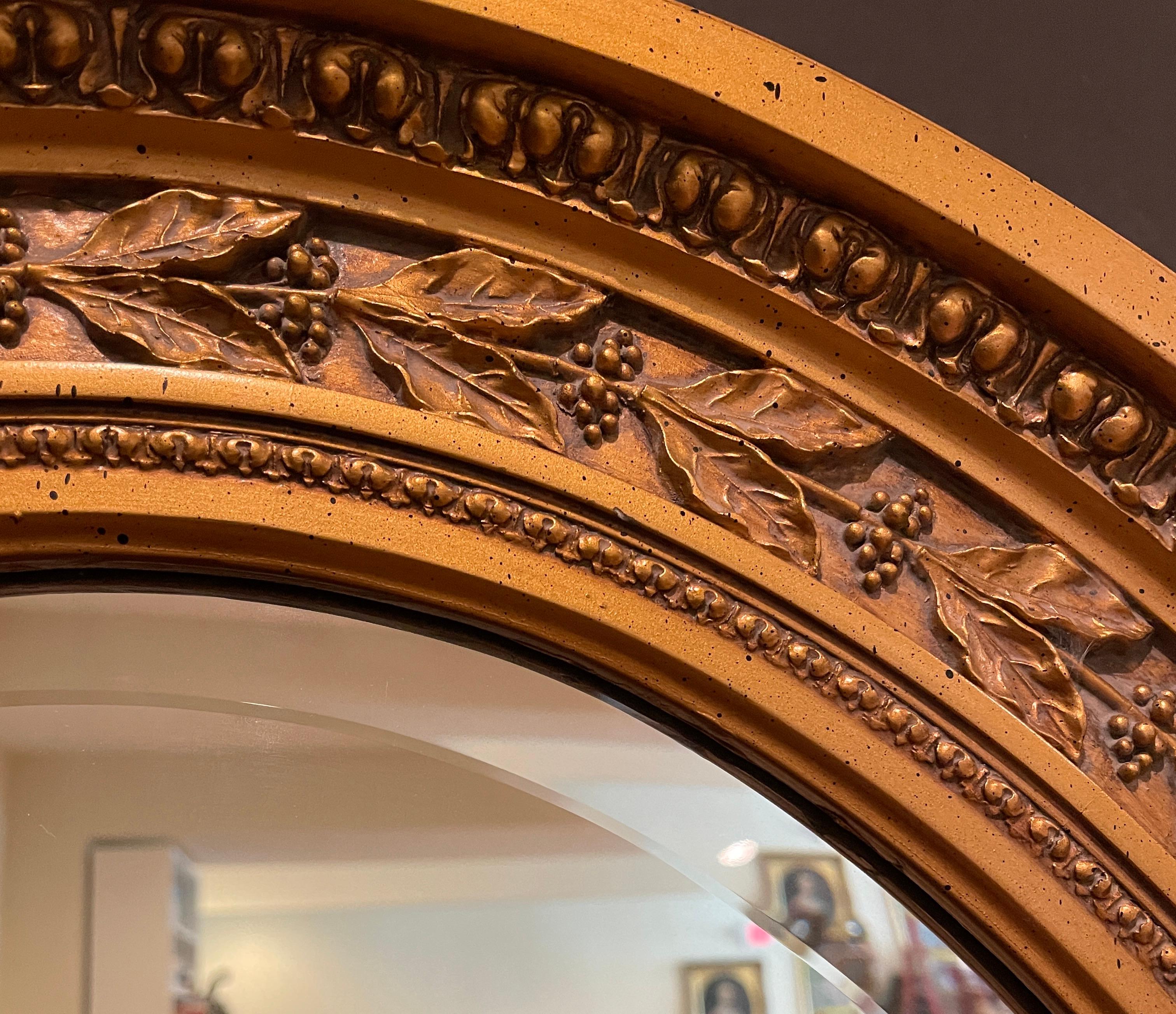 Gilt Regency Style Oval Mirror In Good Condition For Sale In Norwood, NJ