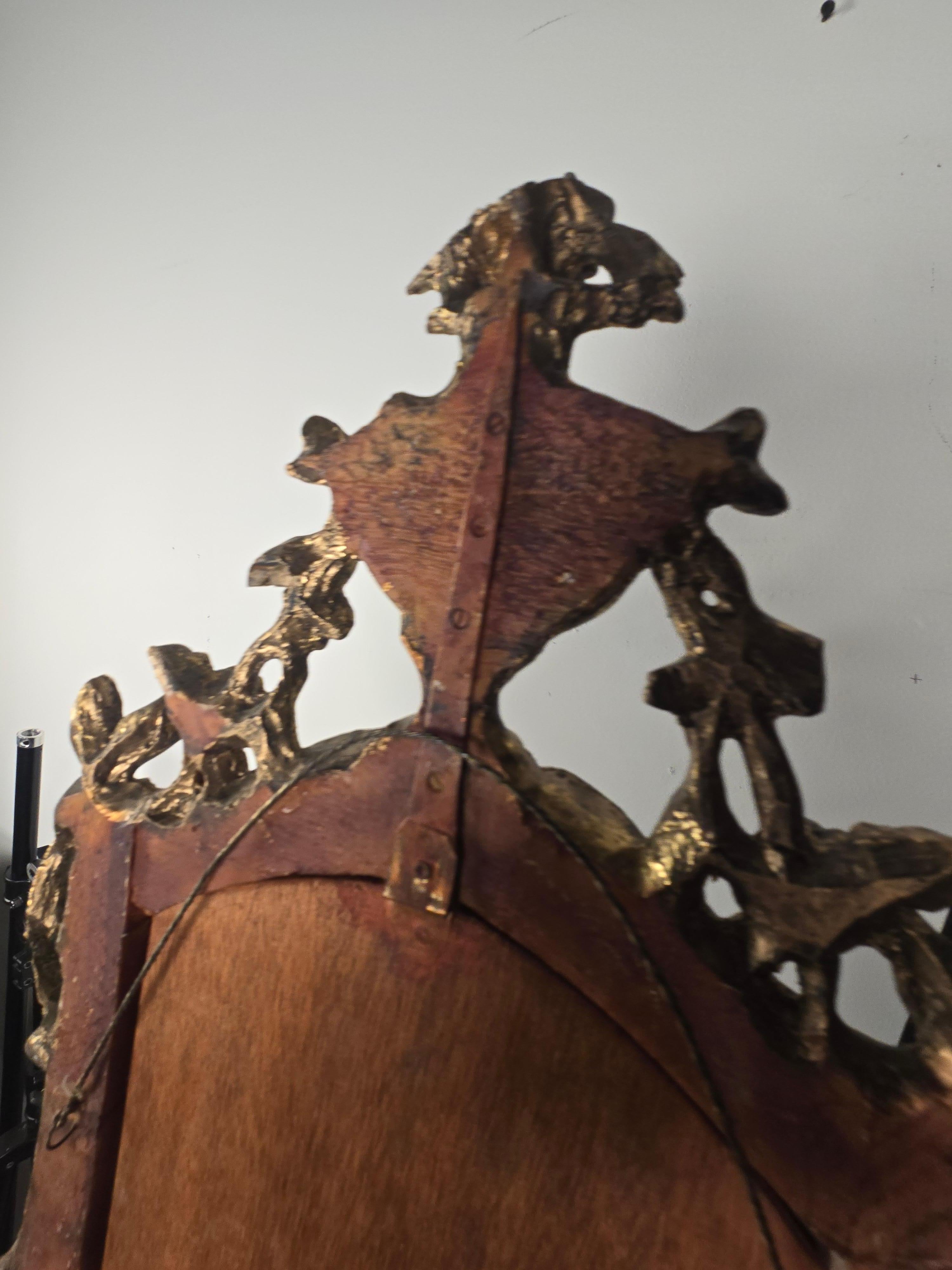 Miroir doré de style rococo, milieu du 20e siècle Fonte de musée en vente 3