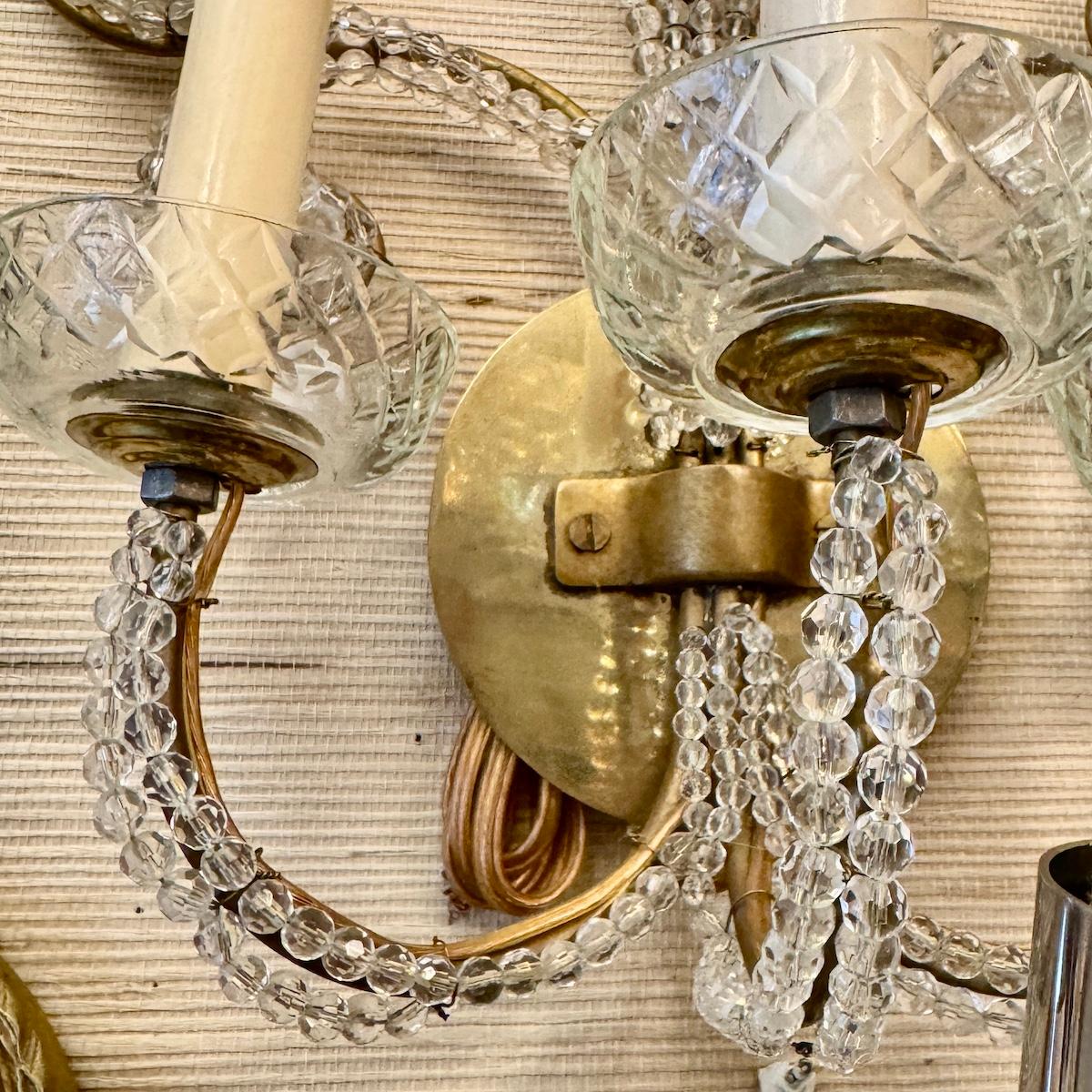 Apliques dorados con cuentas de cristal en venta 2