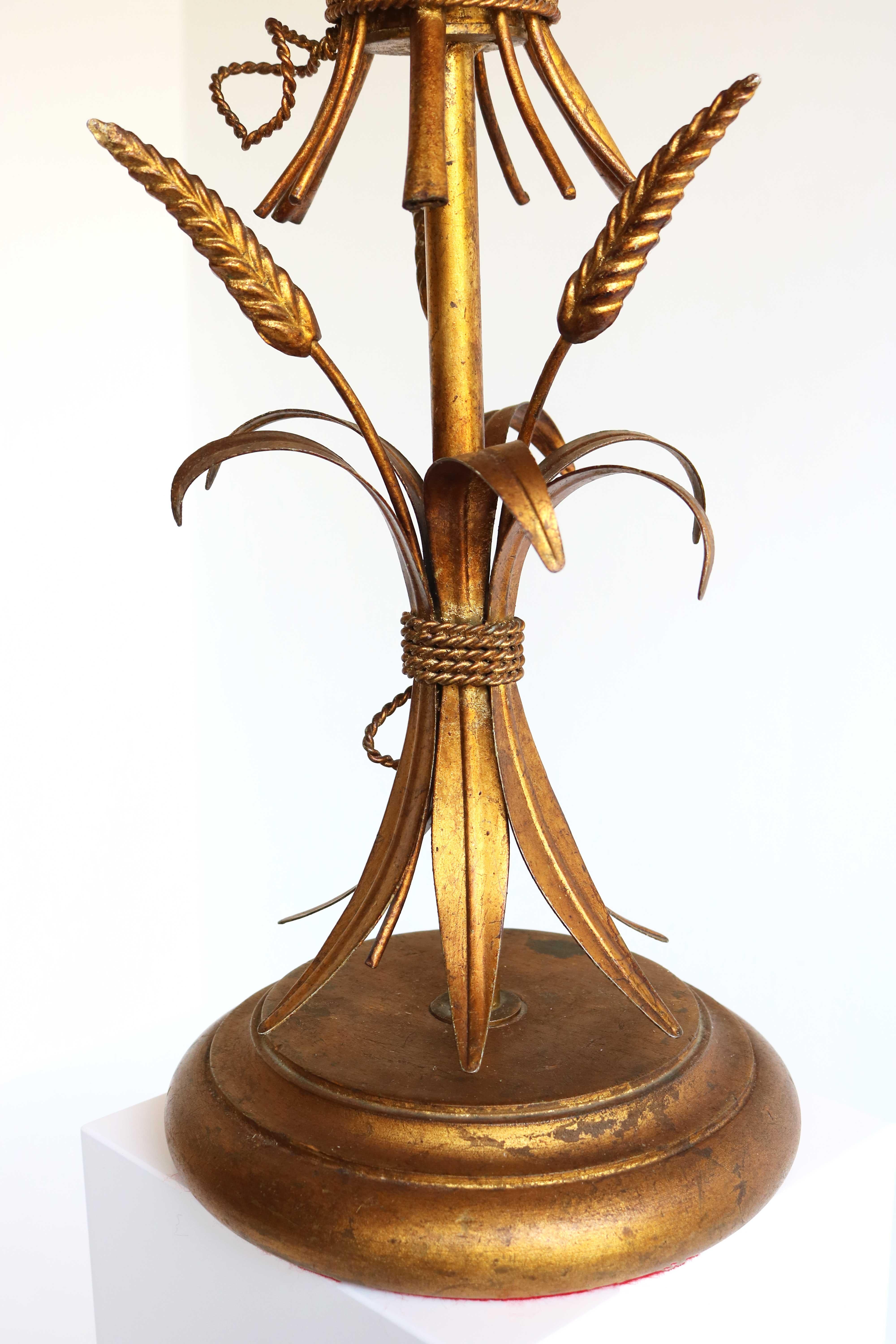 Gilt ‘Sheaf of Wheat’ Table Light, Florentine Table Lamp by Hans Kögl, 1960s For Sale 4
