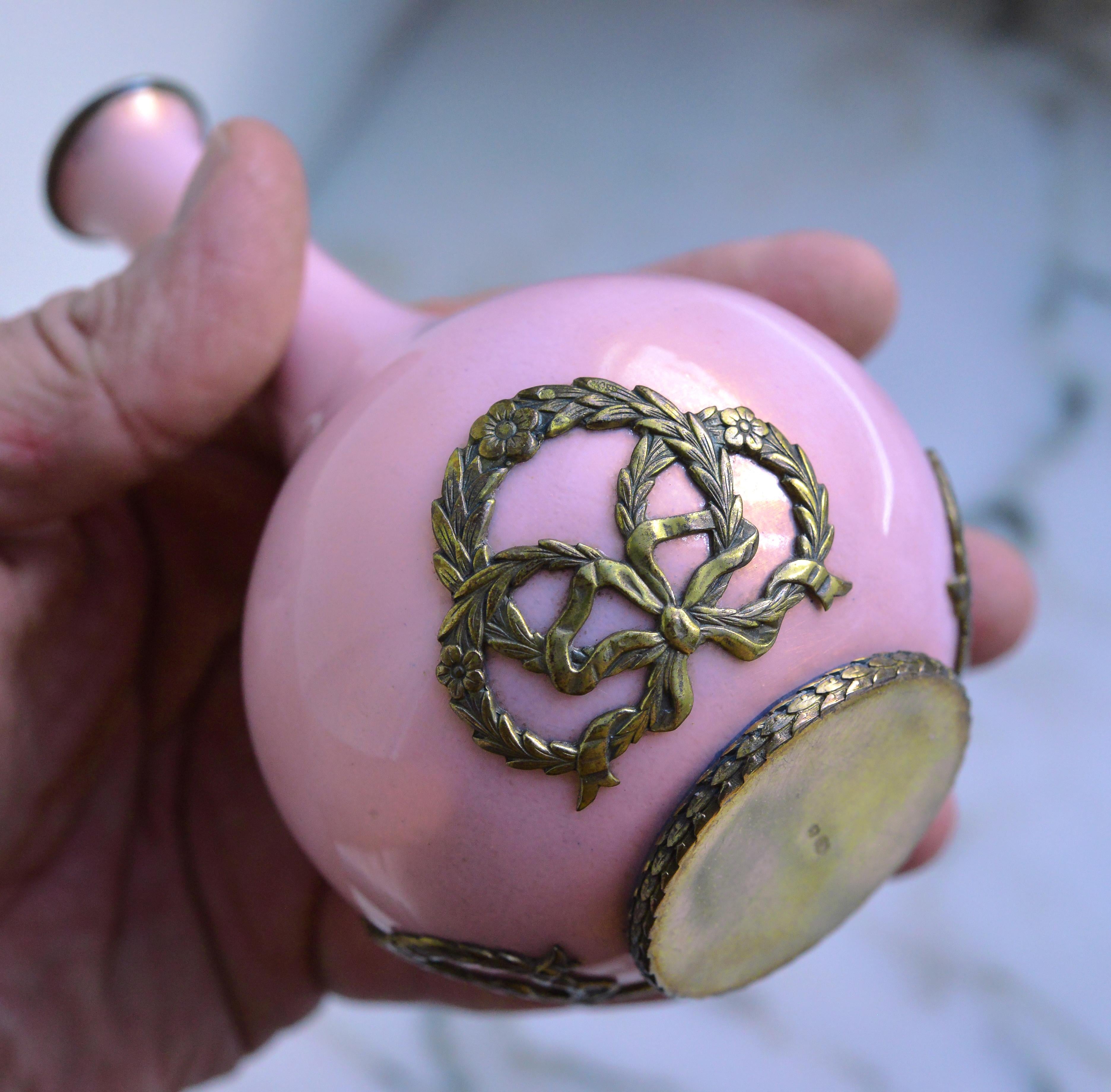 Gilt Silver Pink Enamel Miniature Vase early 20th century Finnish Master In Good Condition For Sale In Sweden, SE