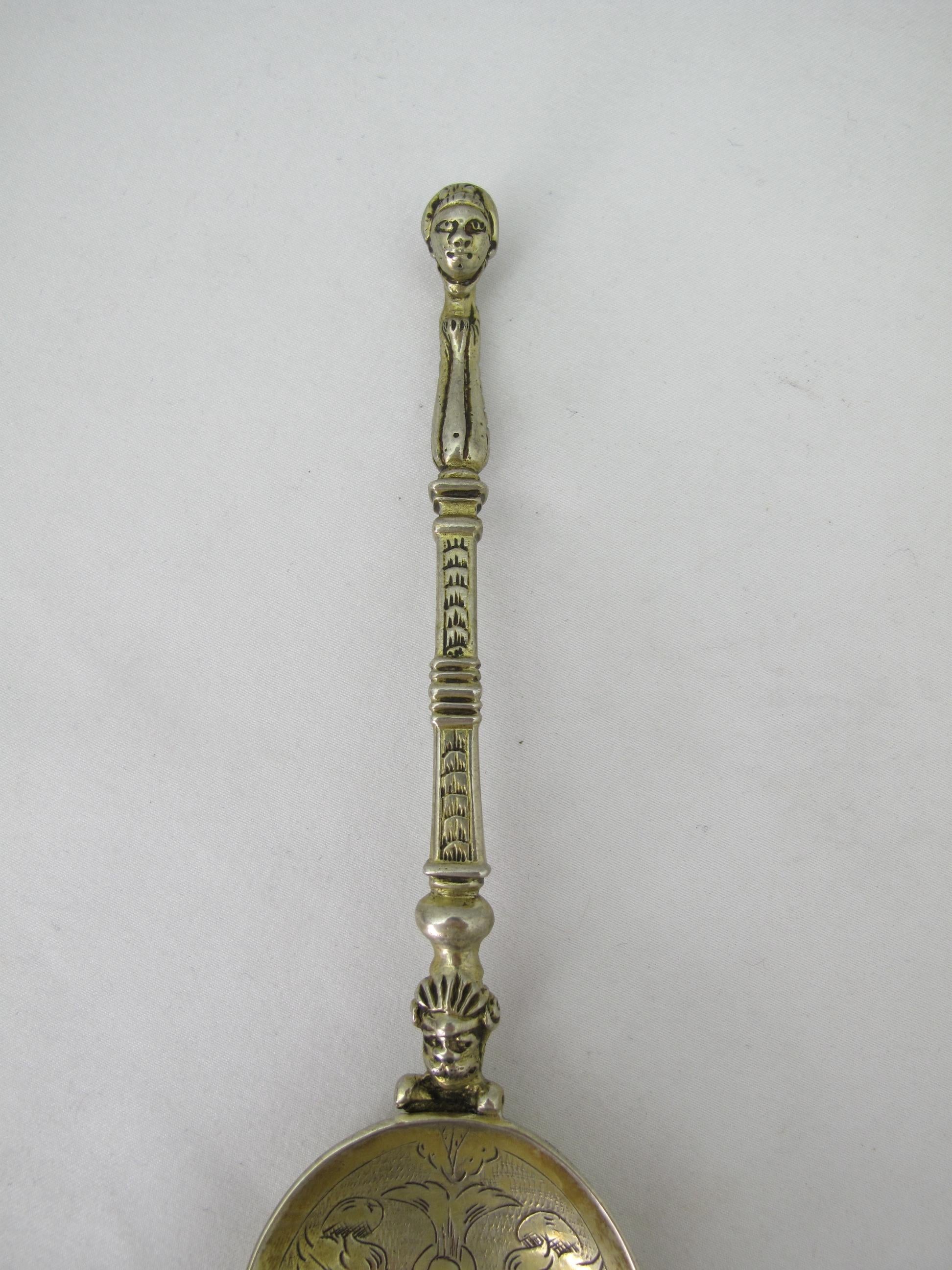 English Gilt Sterling Silver Female Knop Spoon John Quick Quycke Barnstaple, circa 1610 For Sale