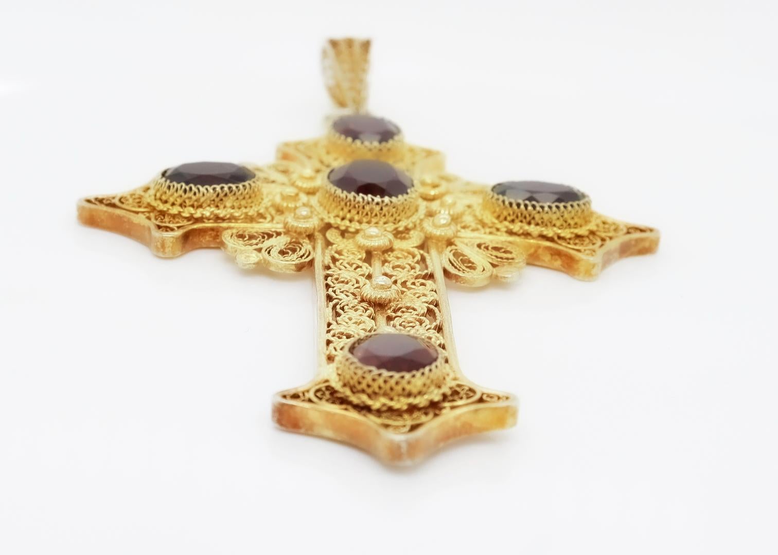 Pendentif croix filigrane en argent sterling doré en vente 4