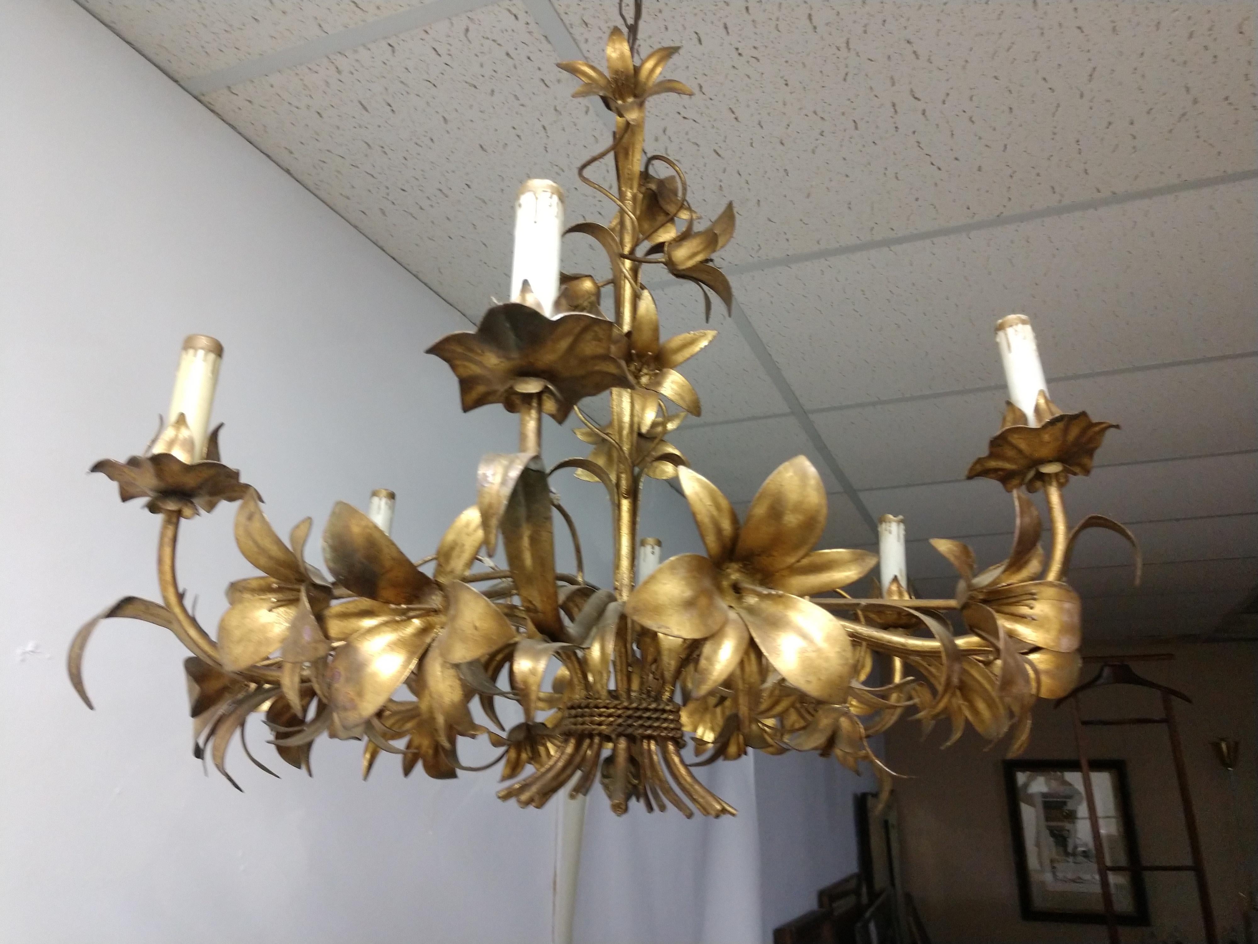 Gilt Tole Ware Flowers & Leaves Mid Century Chandelier Italy In Good Condition In Port Jervis, NY