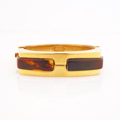 Bracelet jonc à charnières en lucite dorée et écaille de tortue de Givenchy, 1970
