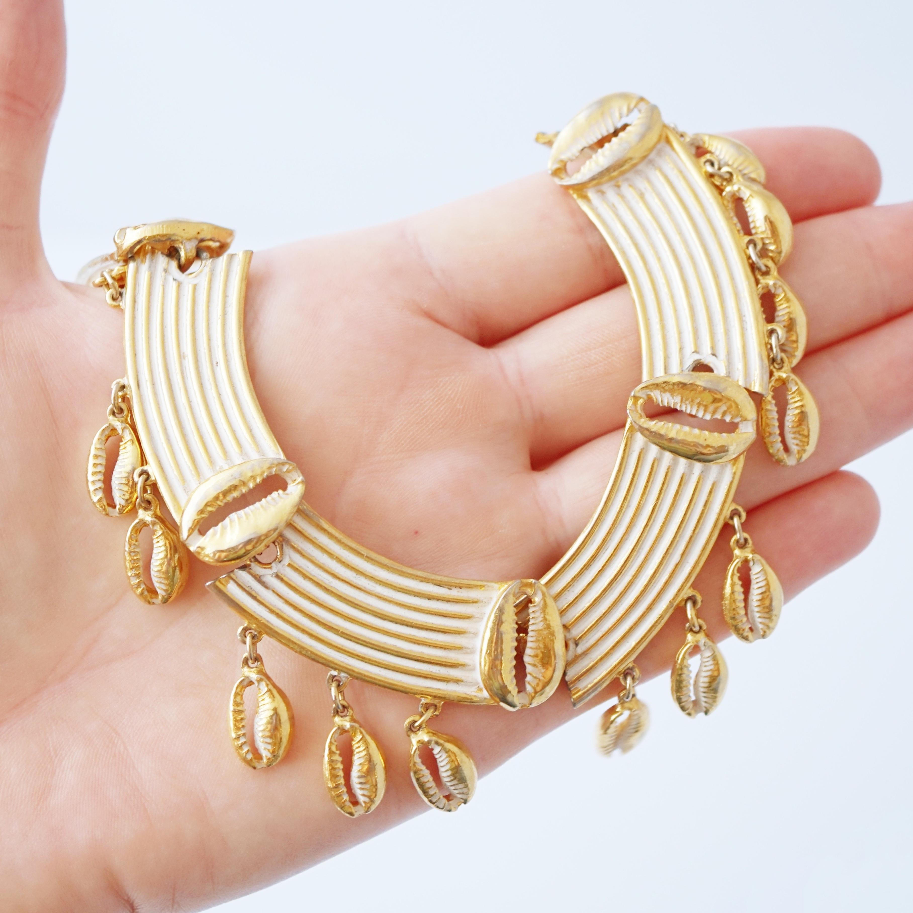 Gilt & White Enamel Seashell Dangle Choker Necklace By Frederick Mosell, 1960s For Sale 2