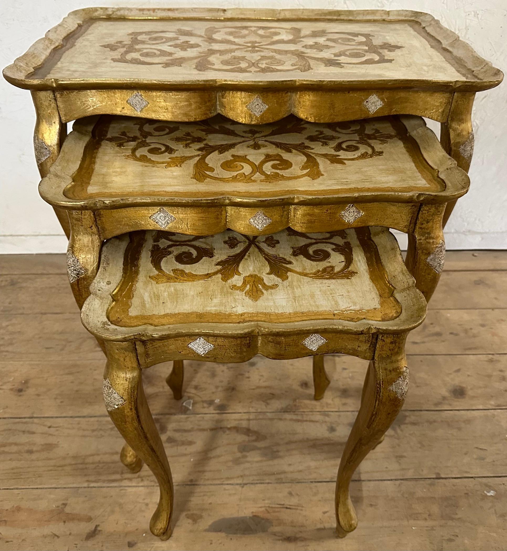Giltwood 1950s Set of 3 Florentine Nesting or Stacking Tables For Sale 3