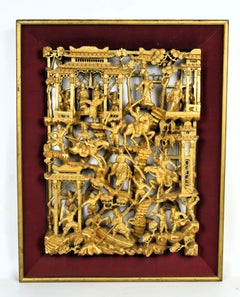 Vergoldete Wood Wood-Schnitzerei einer höfischen und einer Schlachtszene, China, Anfang 20.