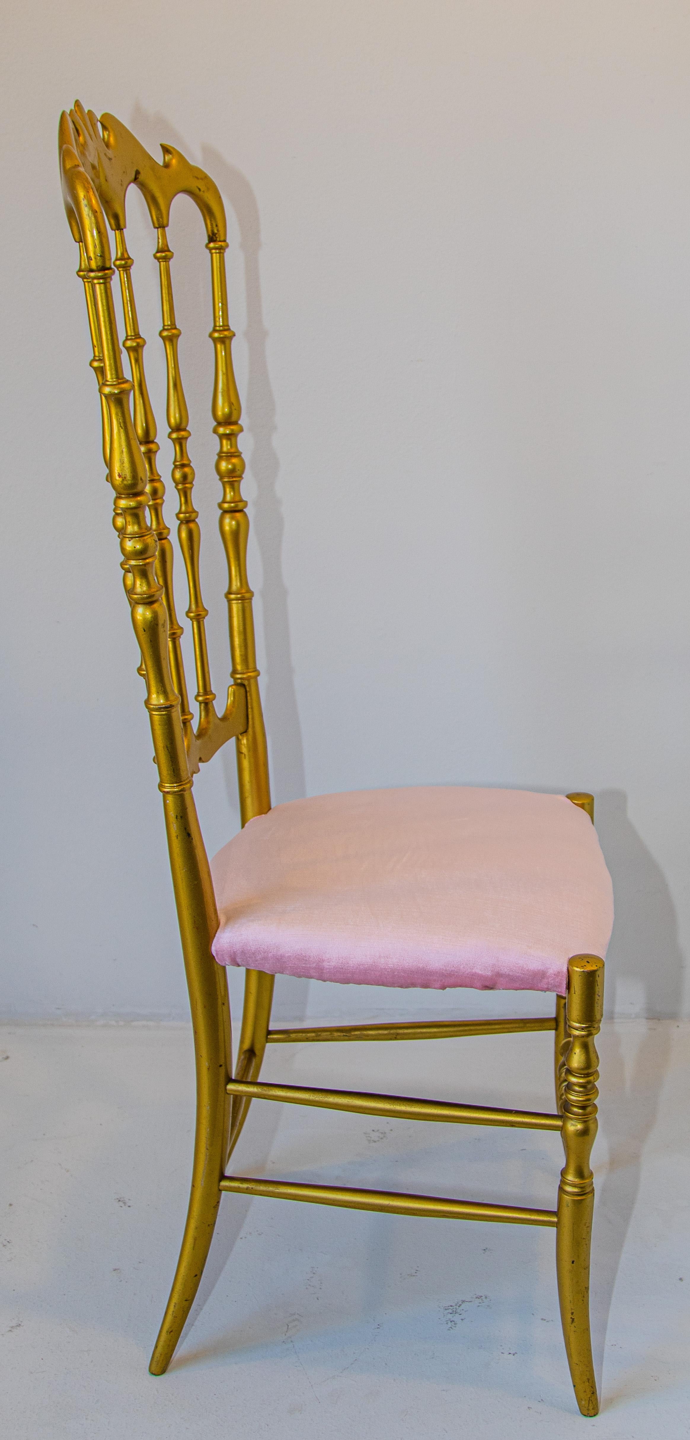 Gilt Wood Chiavari Side Chair, Italy, 1960s In Good Condition For Sale In North Hollywood, CA