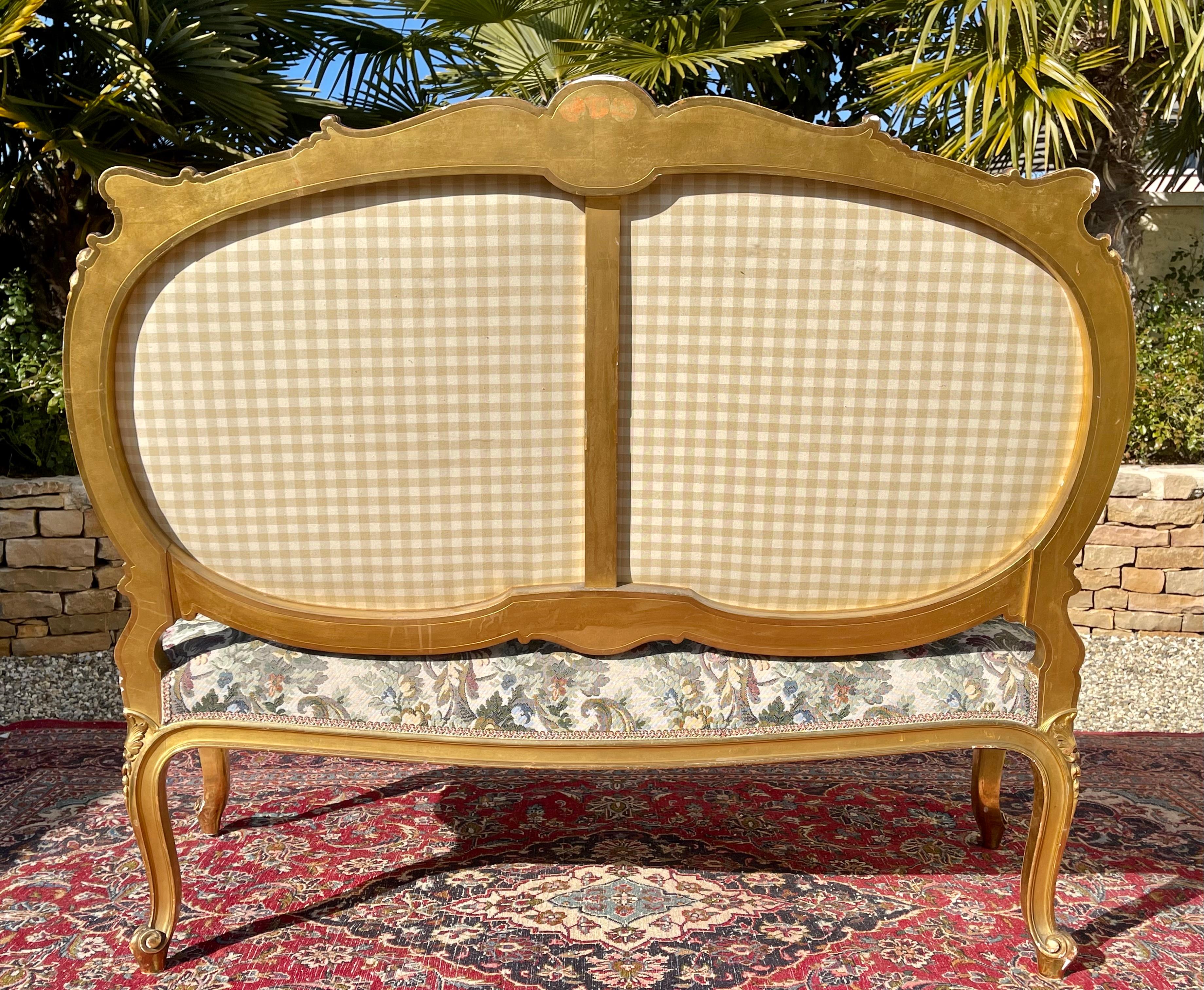 Gilt Wood Louis XV Style Lounge '7 Pieces', 19th Century For Sale 3