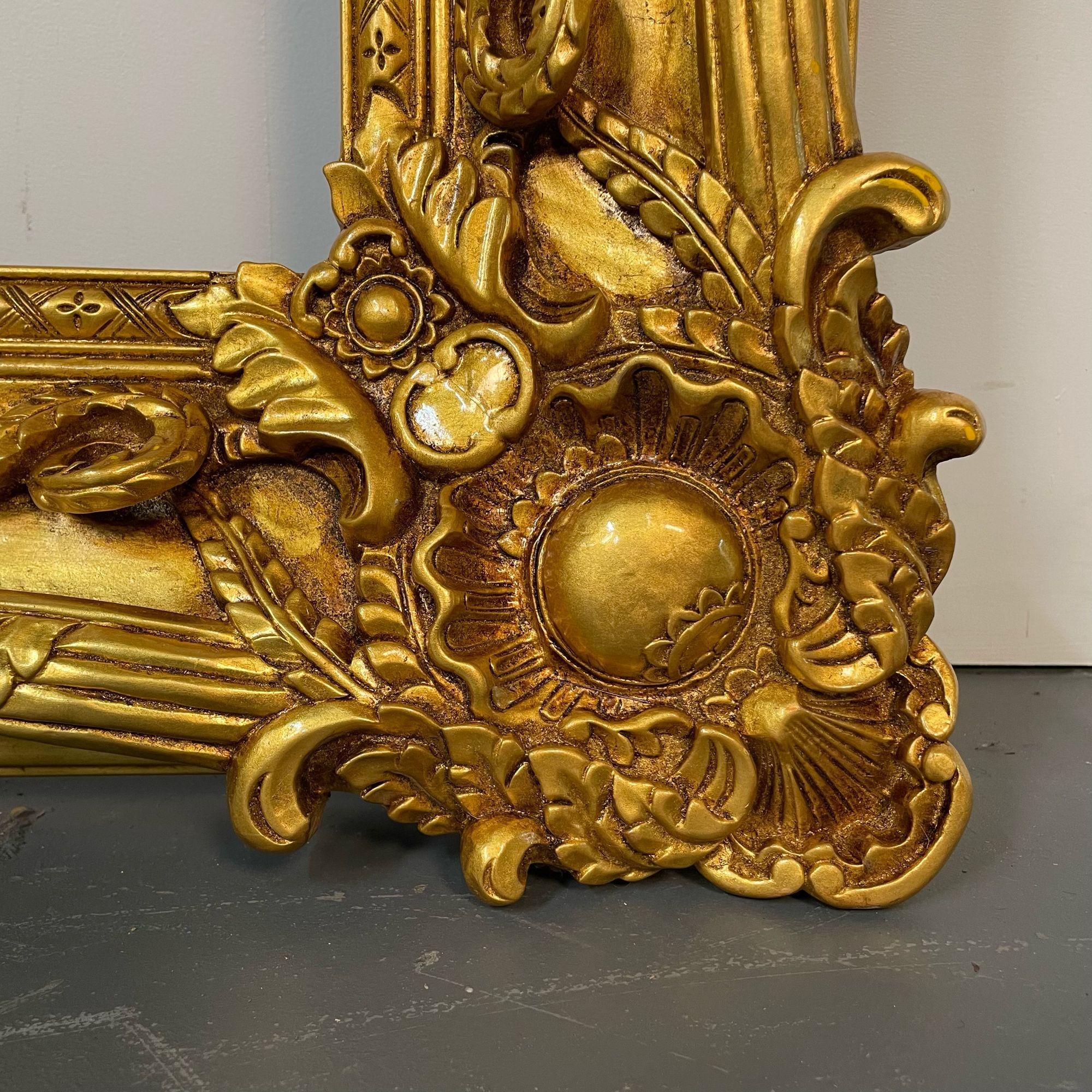 Tableau, miroir ou cadre en bois doré, monumental, sculpté en vente 5