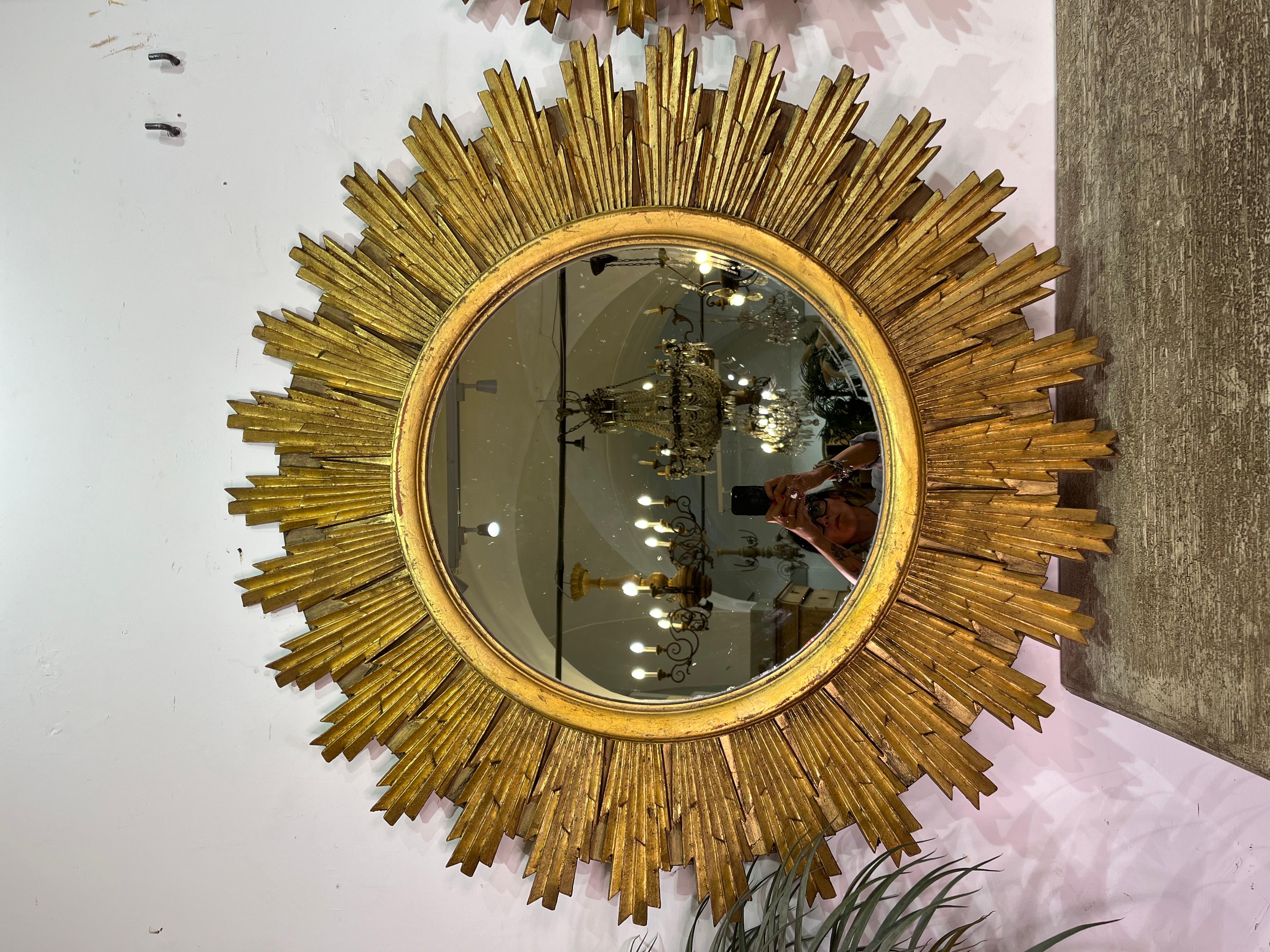 Louis XIV Gilt wood sunburst mirror en vente