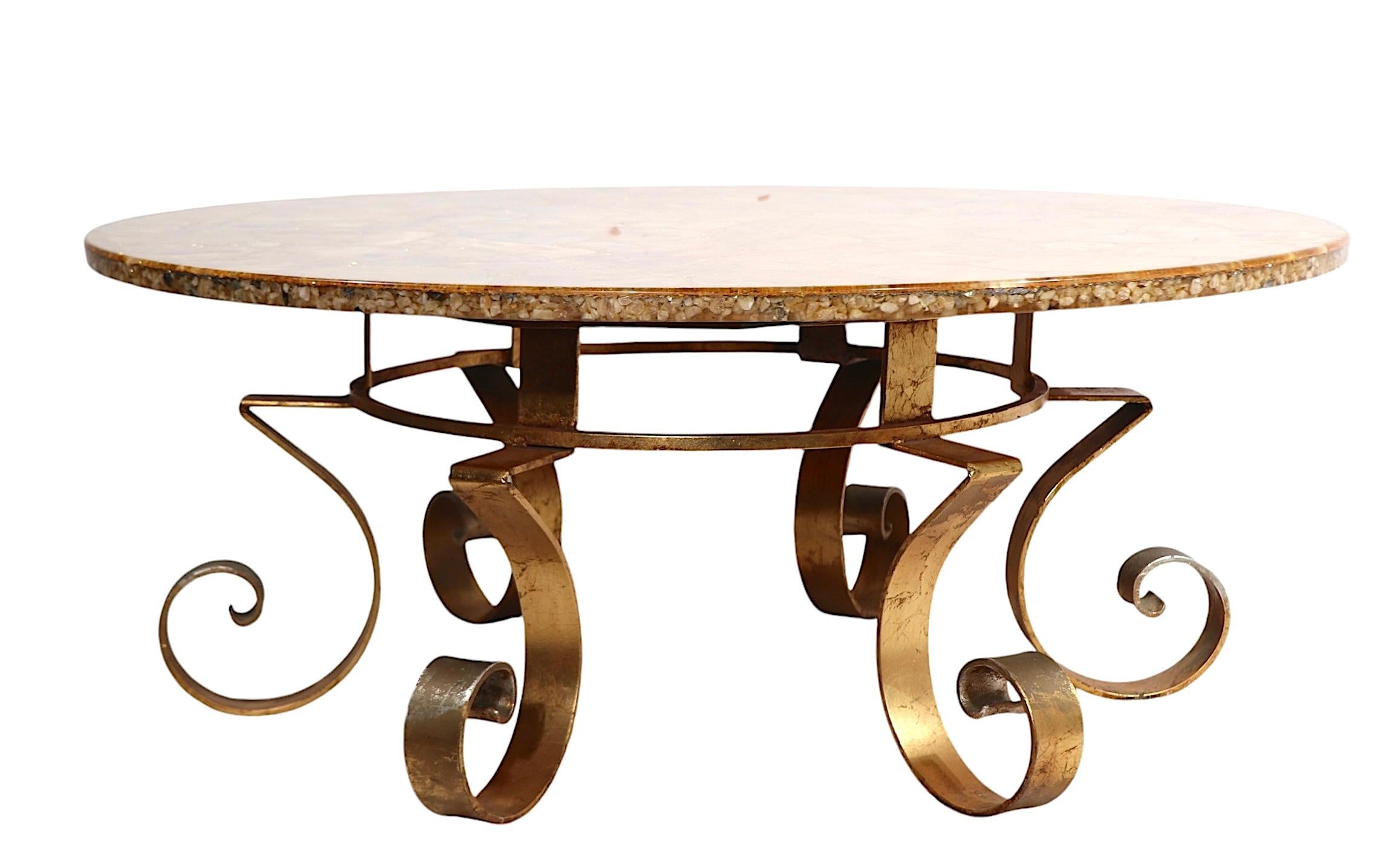 Table basse en fer forgé doré, onyx et résine écaillée dorée, d'Enzo Missoni en vente 4
