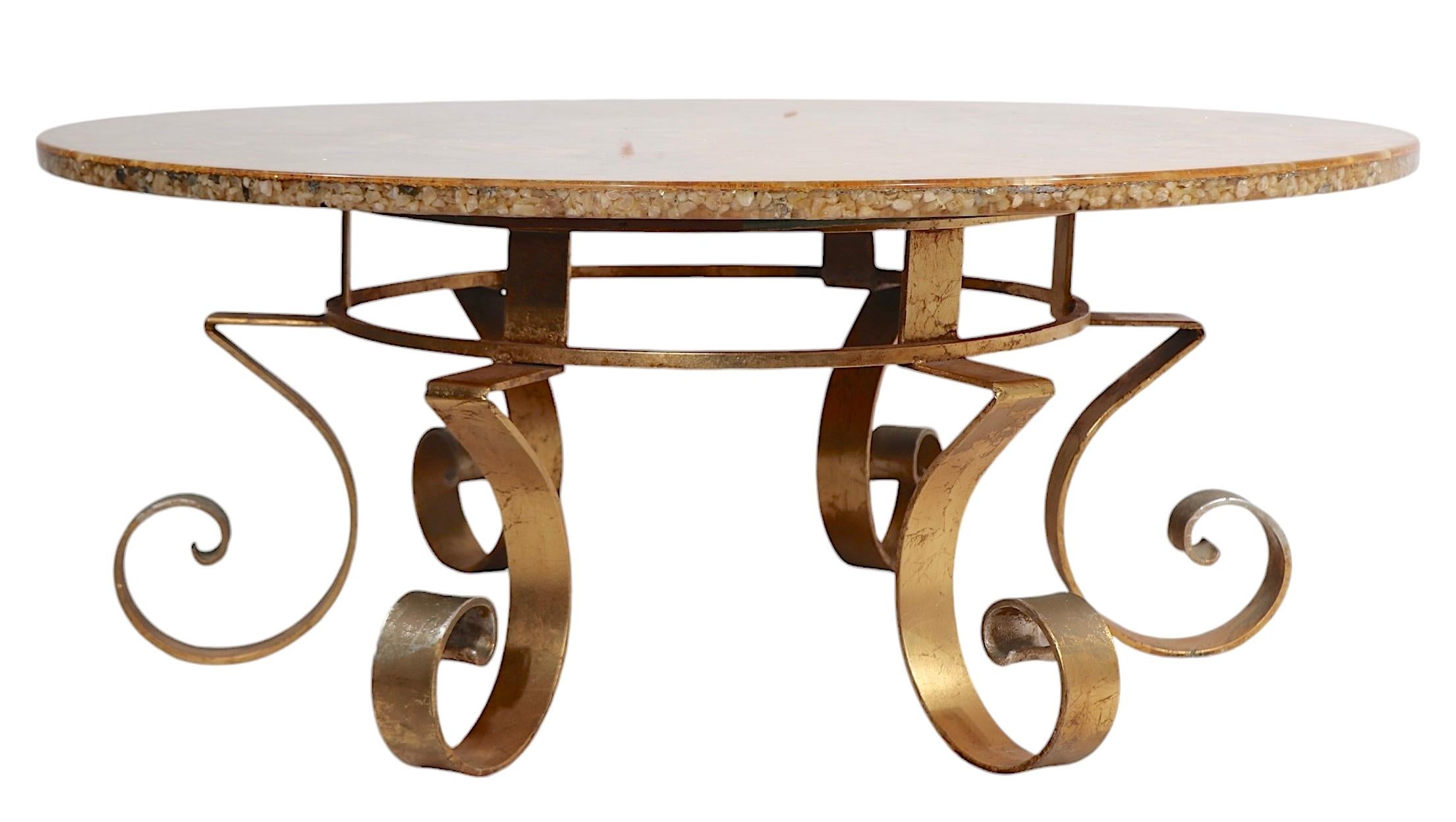Table basse en fer forgé doré, onyx et résine écaillée dorée, d'Enzo Missoni en vente 12