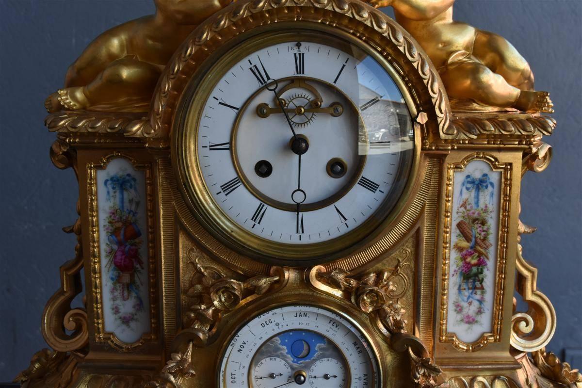 Gilt Gilded Mantel Clock from Napoleon III Time For Sale