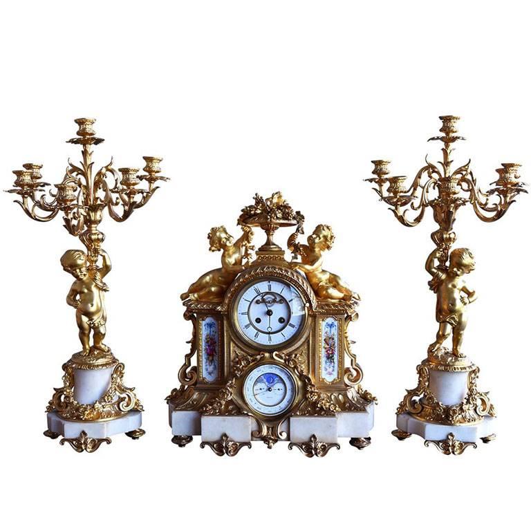 Gilded Mantel Clock from Napoleon III Time For Sale