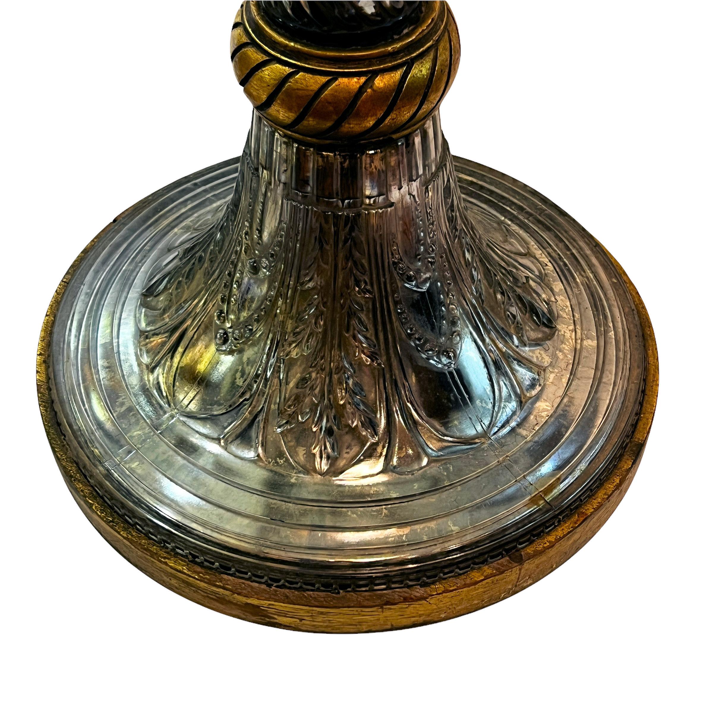 Tavoli da lampada in legno dorato e vetro attribuiti alla Maison Bagues in vendita 5