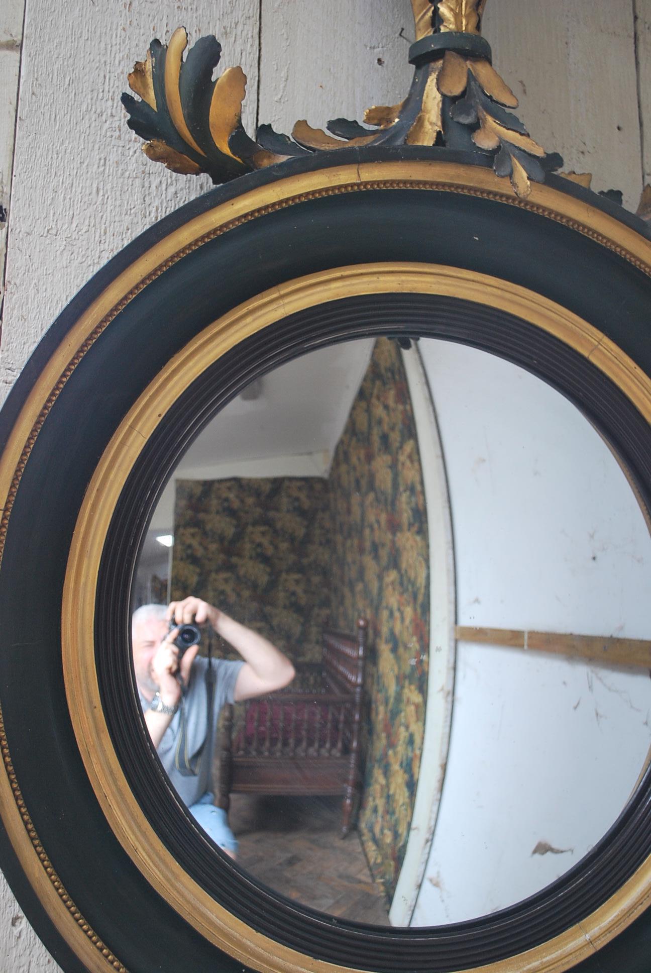 Regency Giltwood and Painted Convex Mirror For Sale