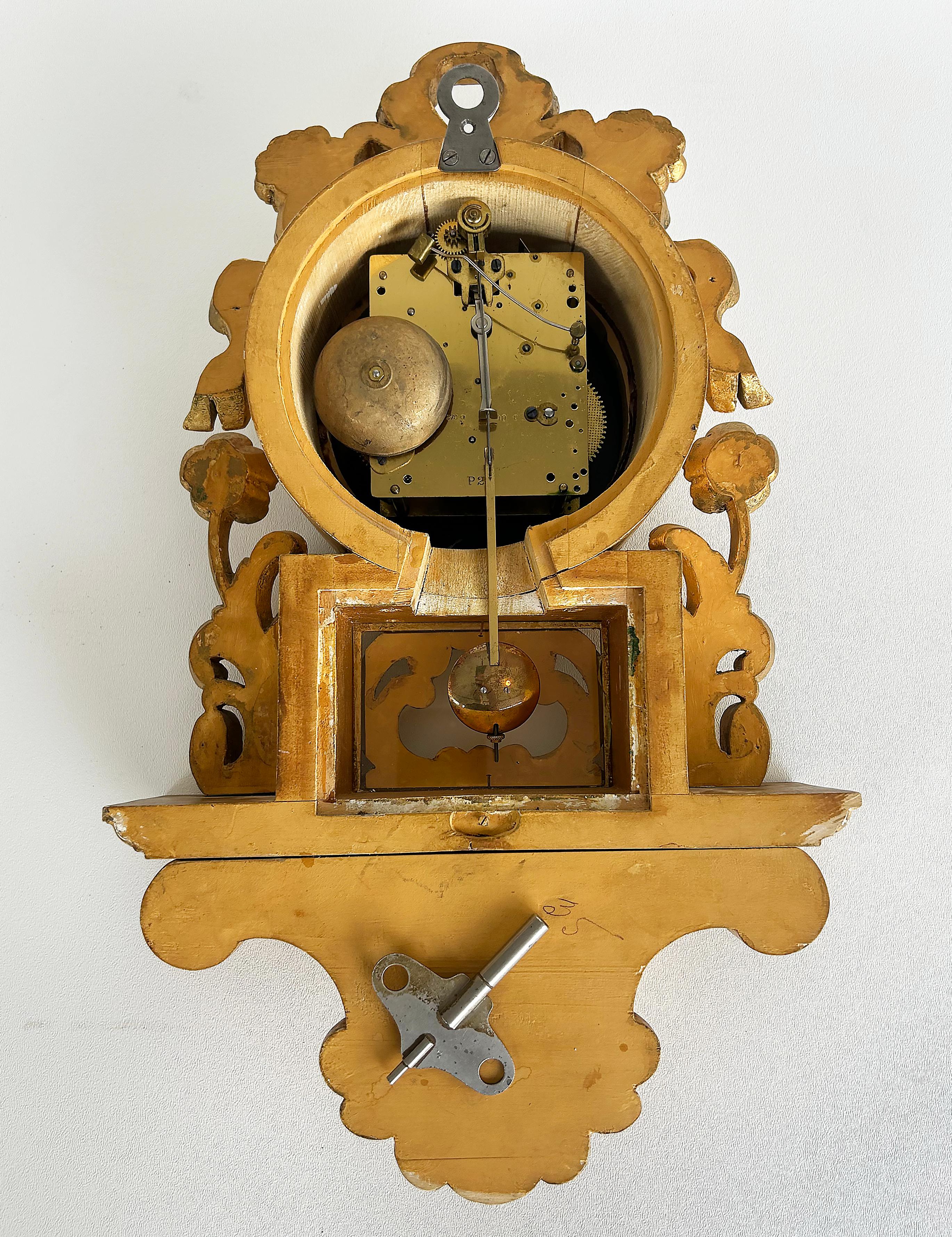 Giltwood Cartel Wall Clock Complete, Original Key, Enameled Face, Pendulum For Sale 4