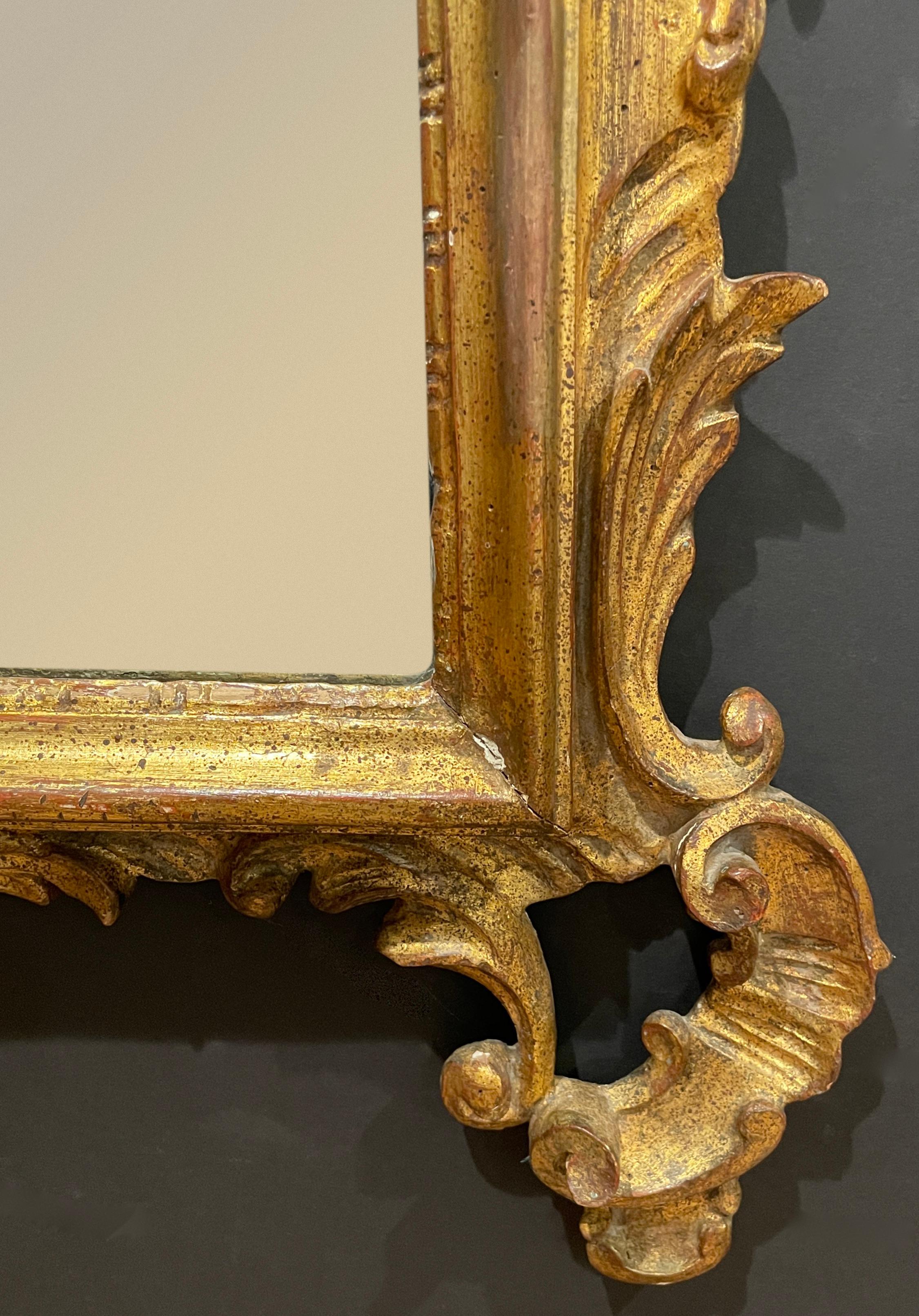 20ième siècle Miroir Baroque à Quatre Panneaux en Bois Doré Sculpté en vente