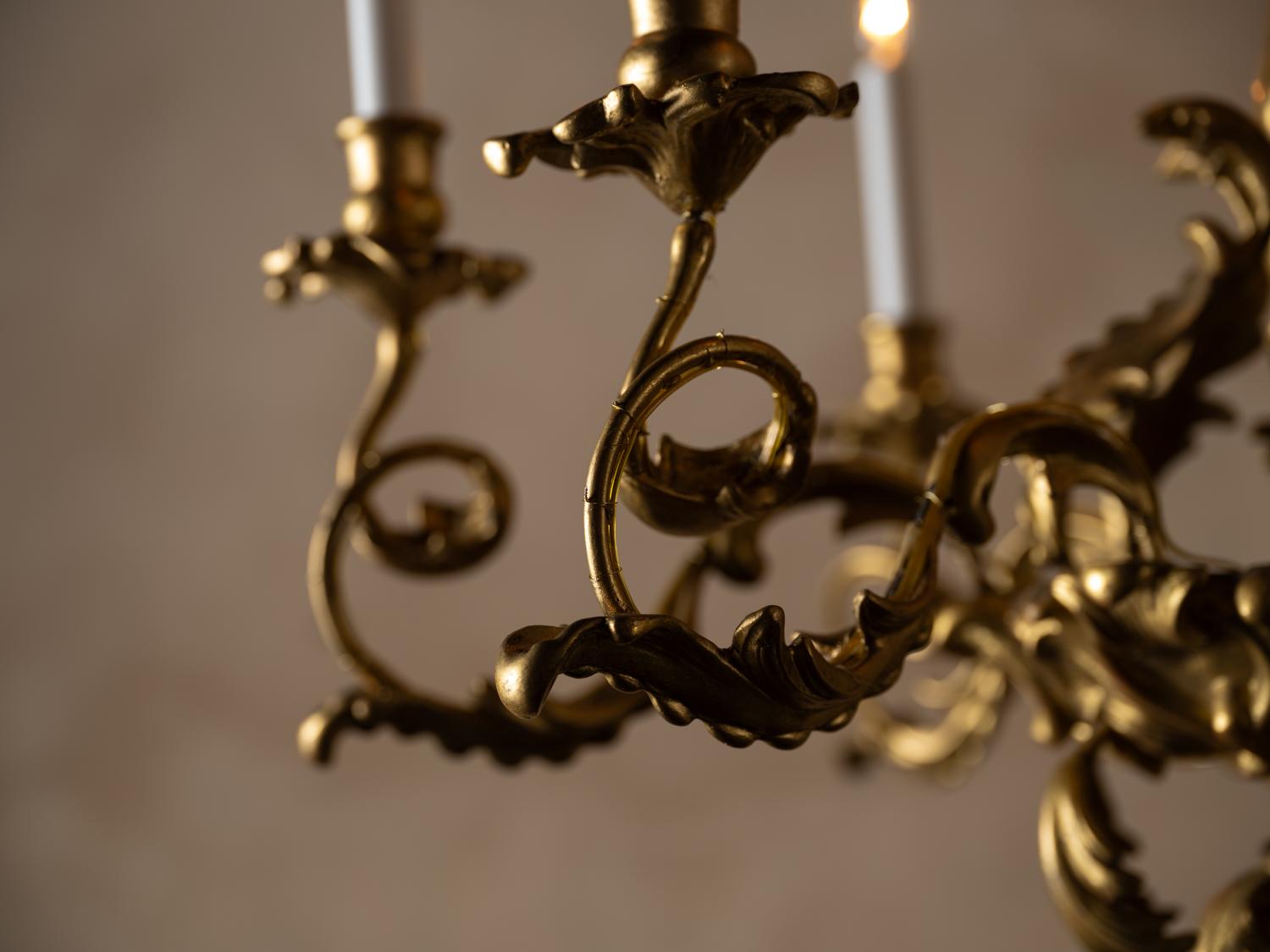 Austriaco Lampadario Giltwood in vendita