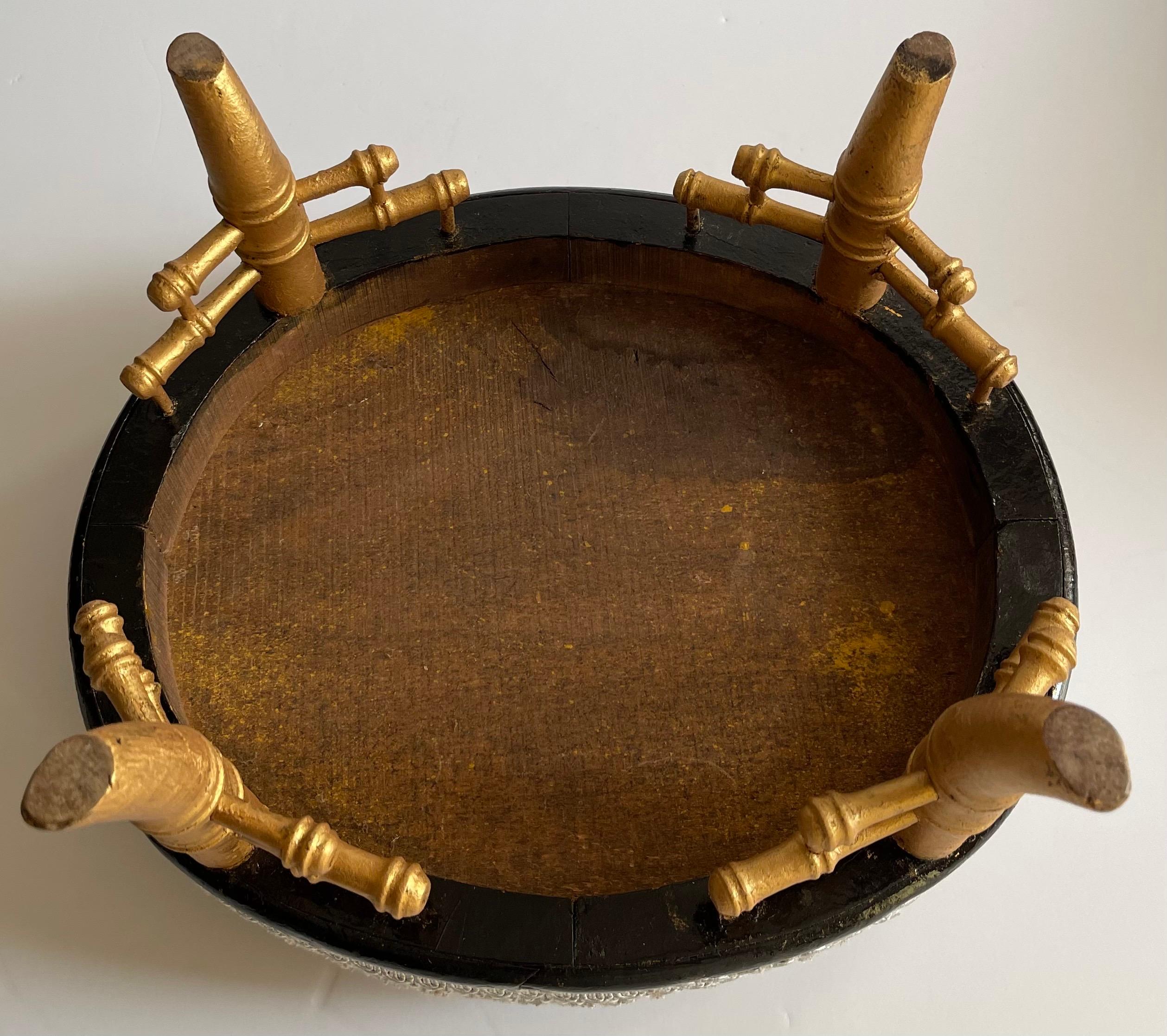 Giltwood Chinoiserie Bambus Oval Fußhocker im Angebot 2