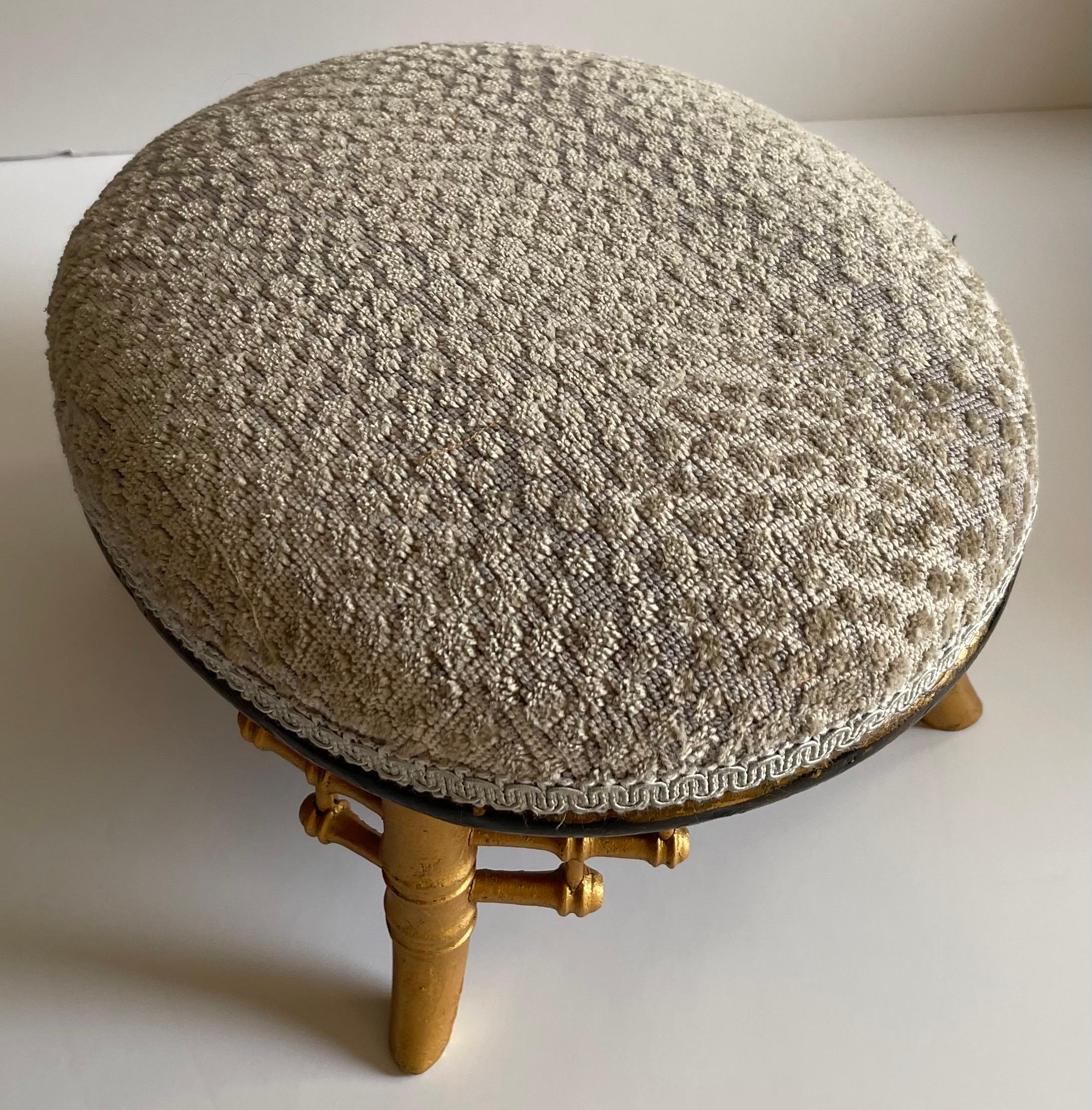 Giltwood Chinoiserie Bambus Oval Fußhocker im Angebot 3