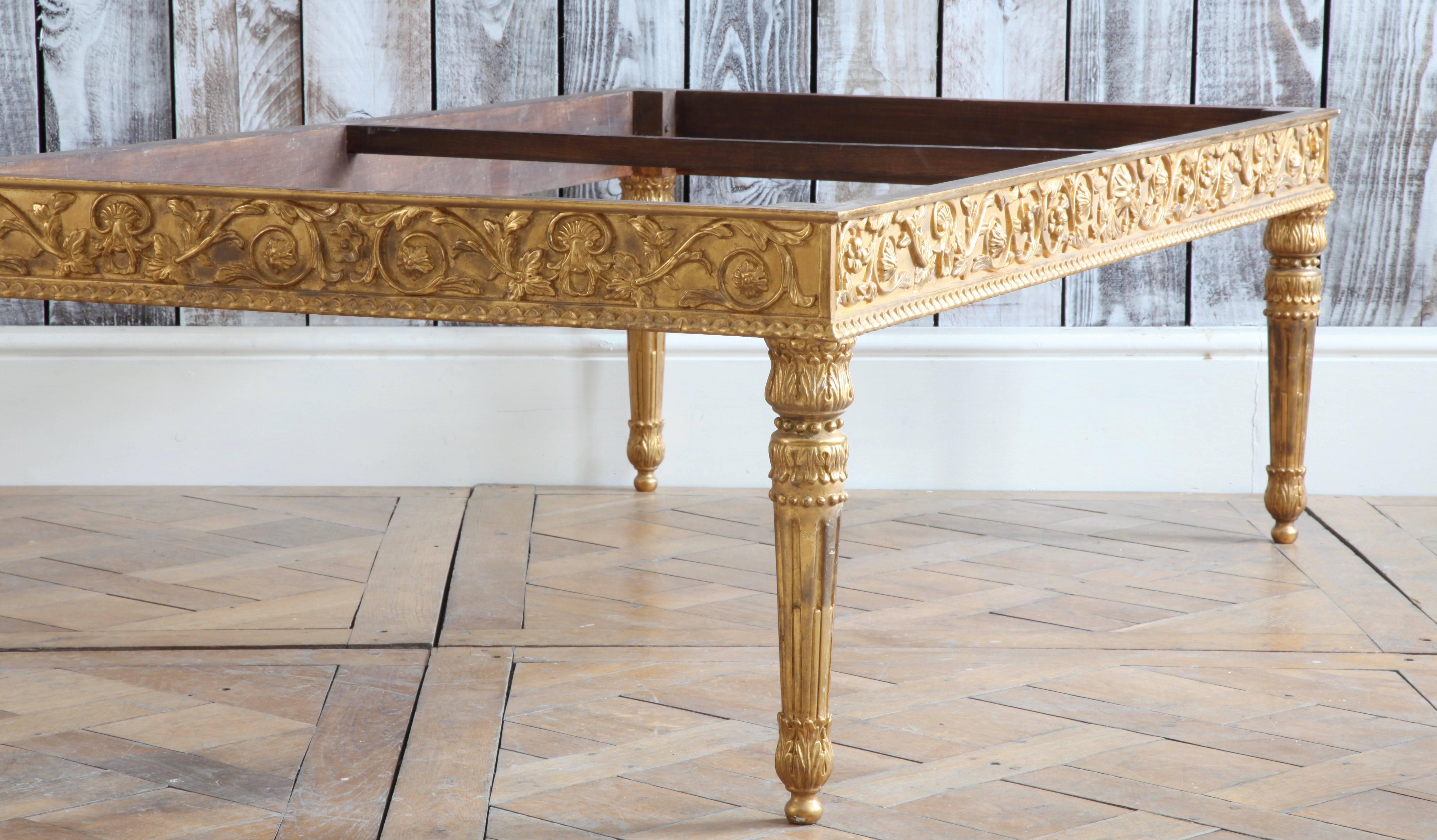Giltwood Coffee Table In Excellent Condition For Sale In London, Park Royal