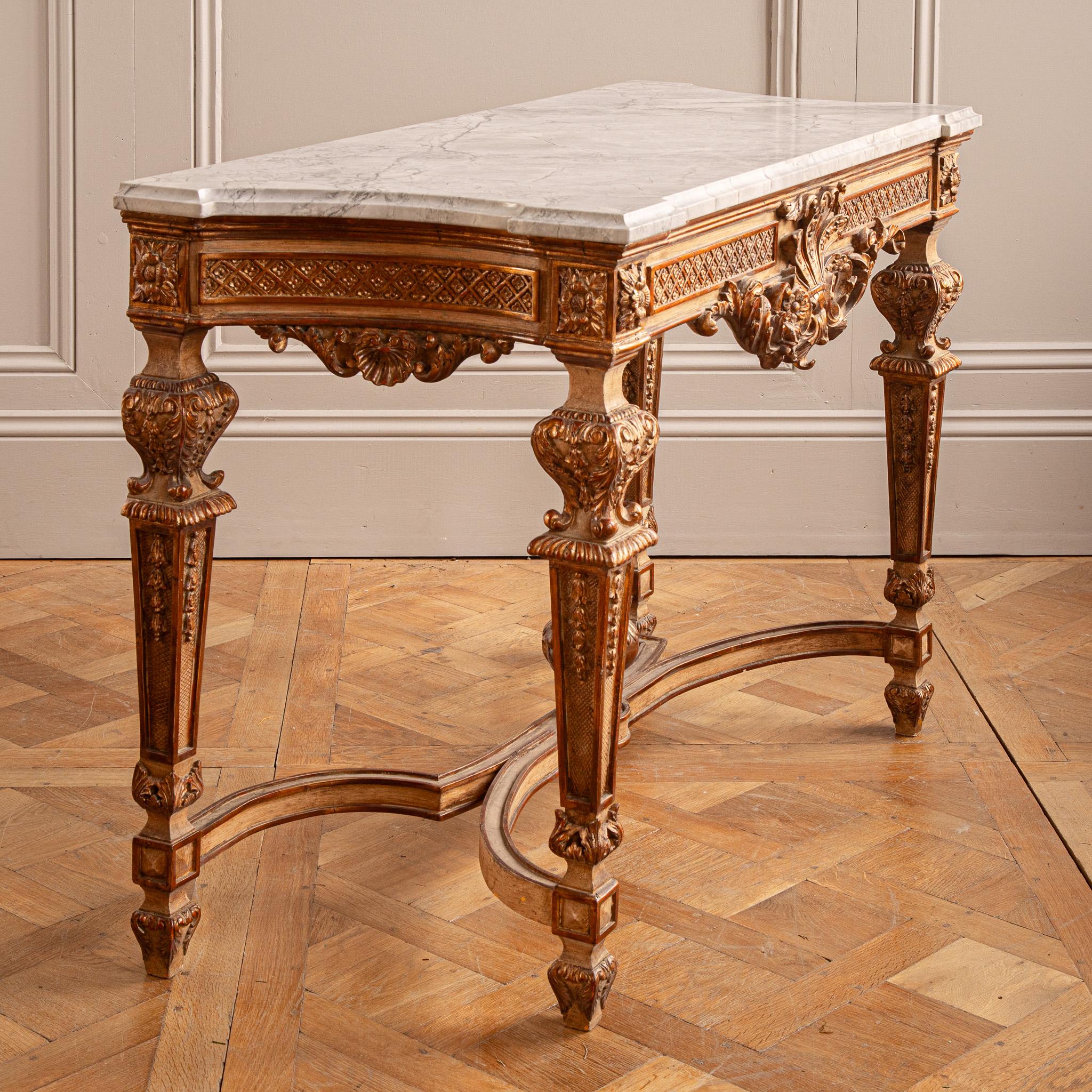 Französische Konsole aus vergoldetem Holz im Louis XIV.-Stil, hergestellt von La Maison London im Angebot 12