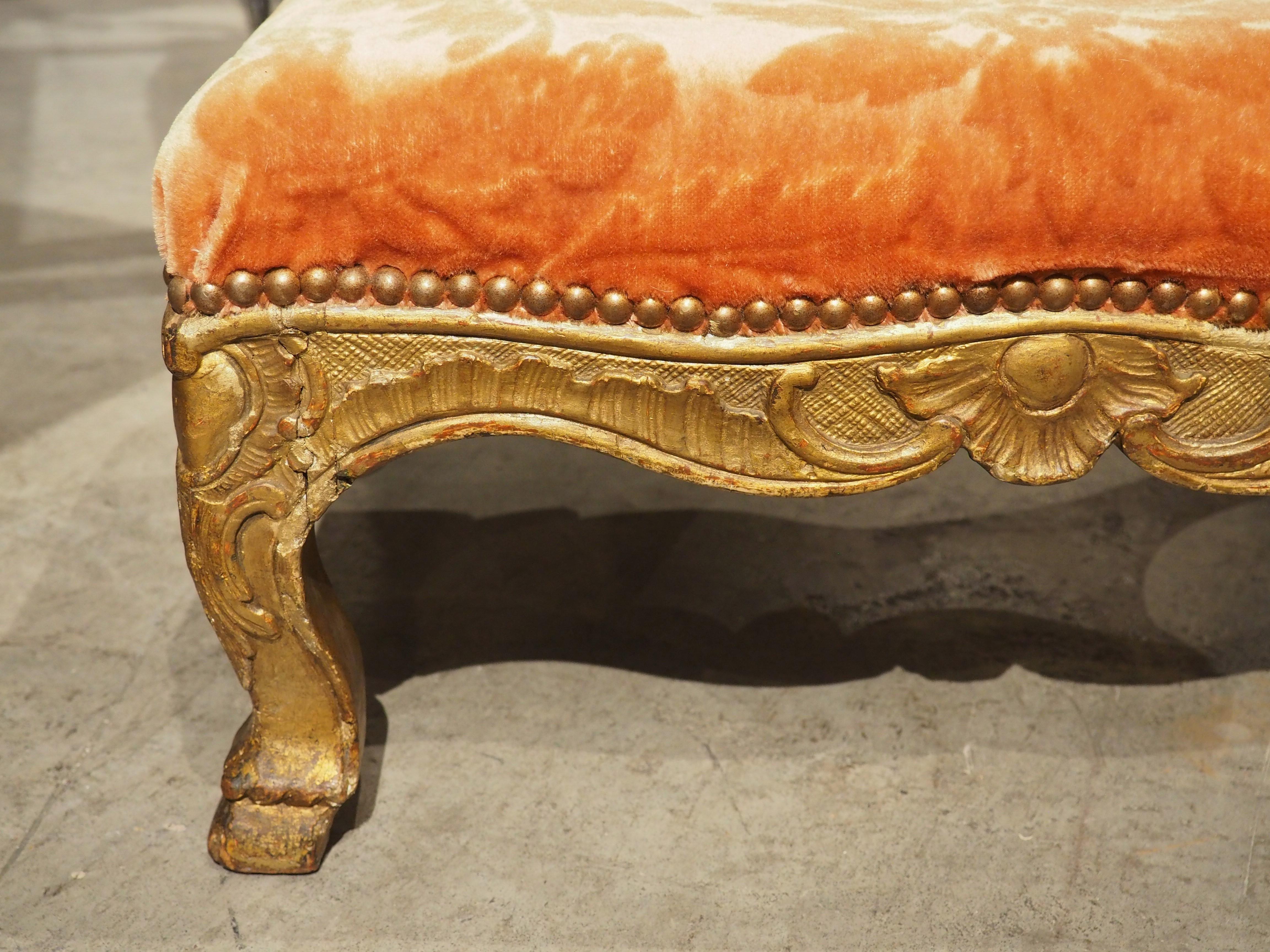 Giltwood French Regence Tabouret with Orange Velvet Upholstery, circa 1720 4