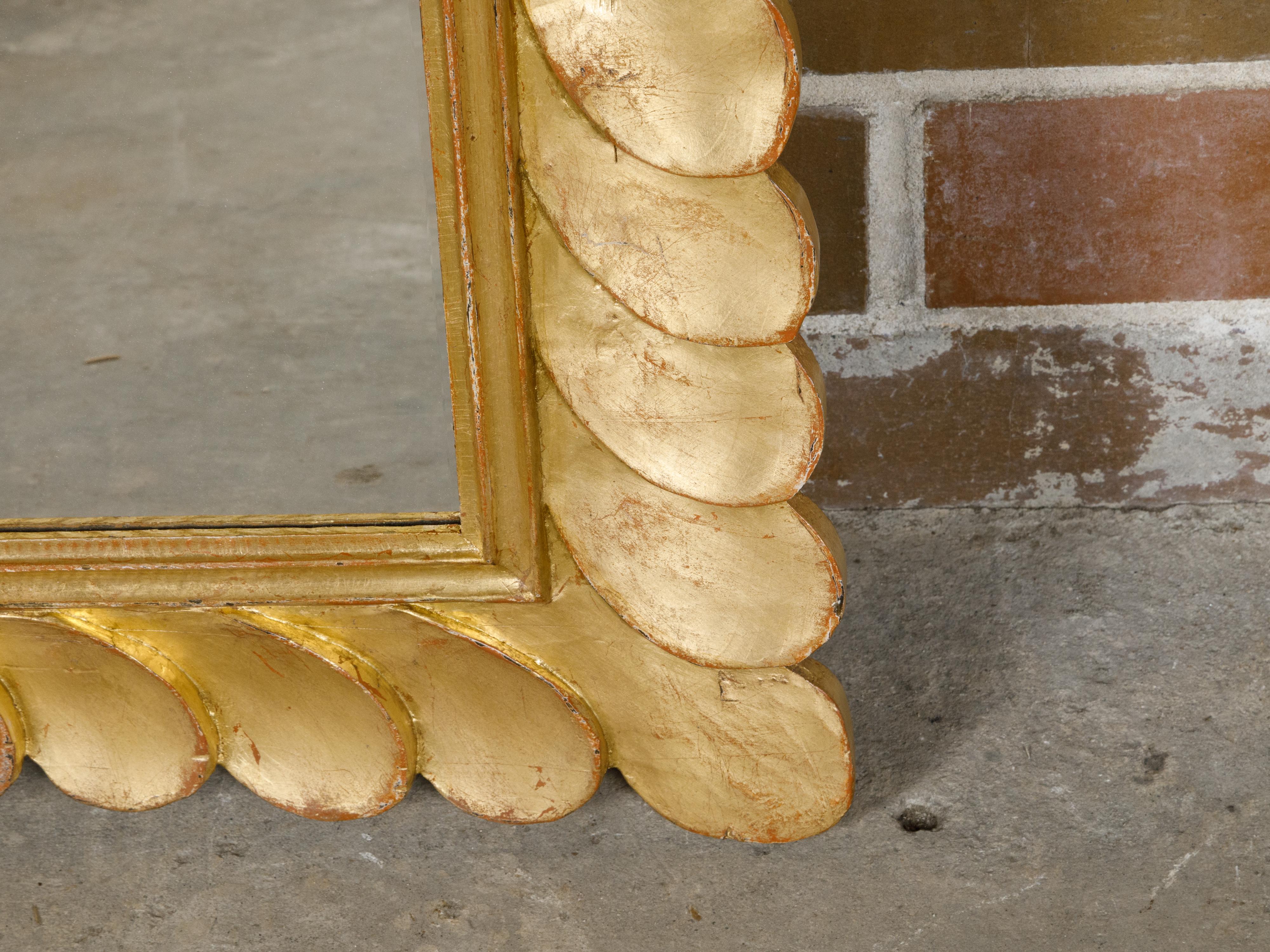 Giltwood Italian 1950s Carved Petal Themed Frame Midcentury Mirror In Good Condition For Sale In Atlanta, GA