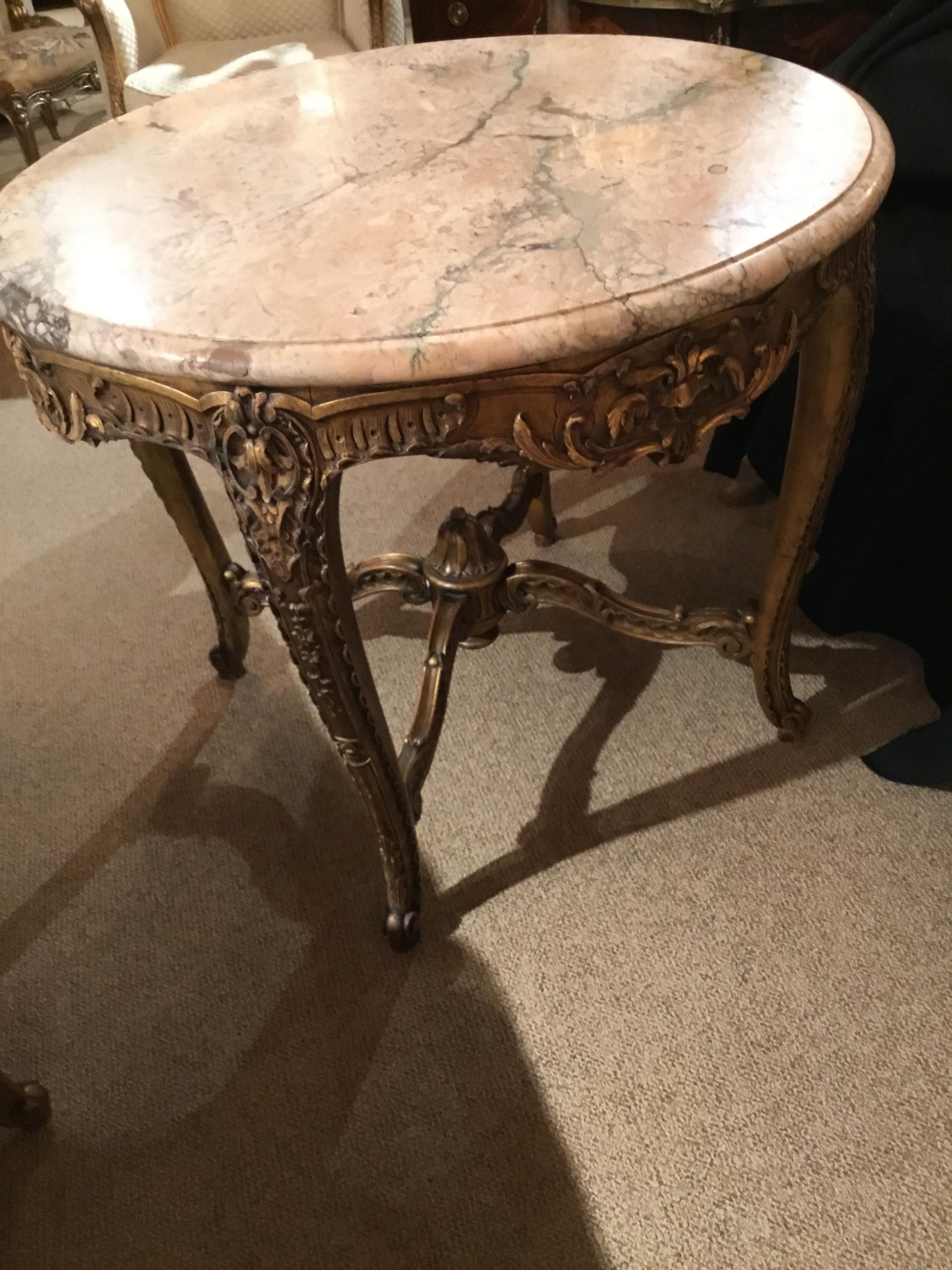 French Giltwood Louis XV Center Table, 19th Century, Circular Marble Top For Sale