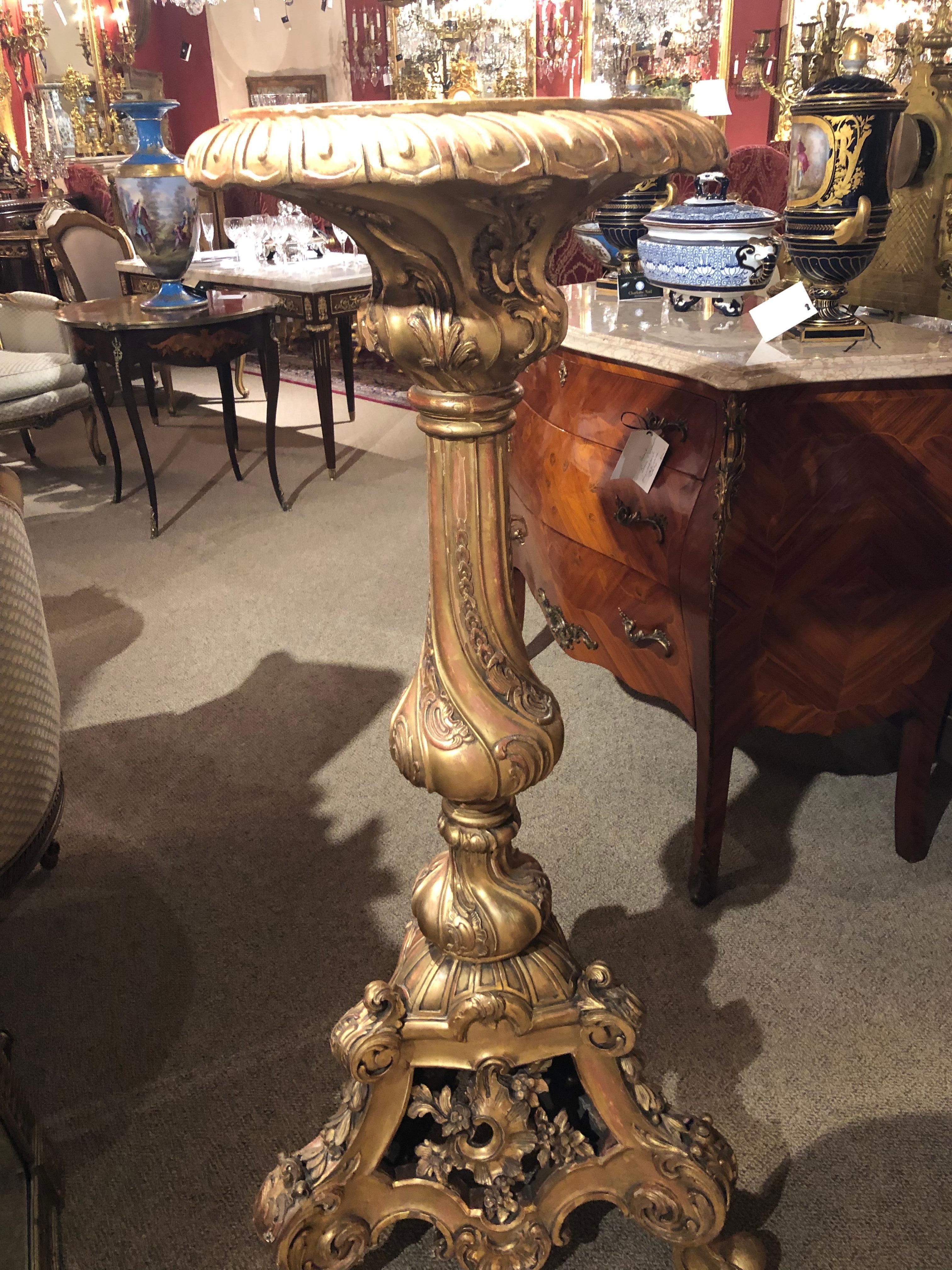 Giltwood Louis XVI Style Pedestal, 19th Century For Sale 2
