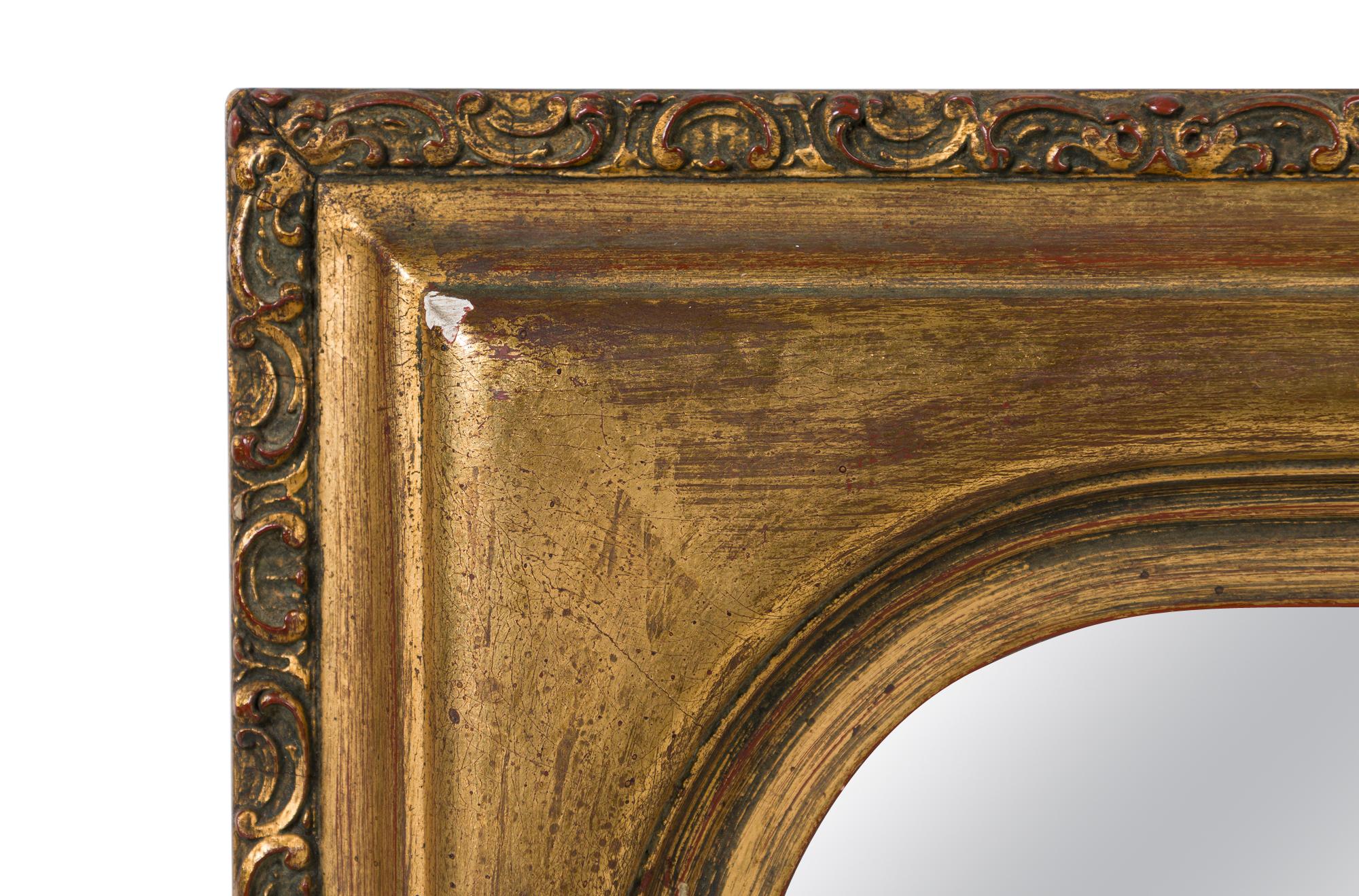 Francese Specchio in legno dorato Luigi XV in vendita