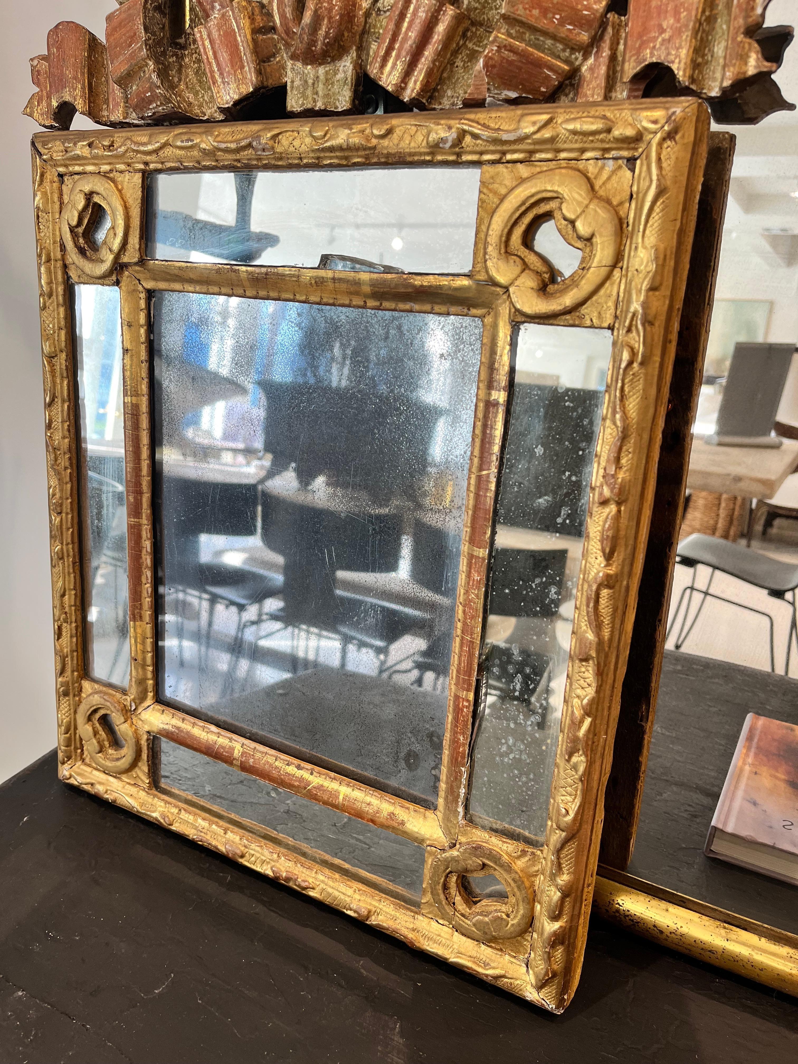 Spiegel aus vergoldetem Holz, 18. Jahrhundert, neoklassisch (Neoklassisch) im Angebot