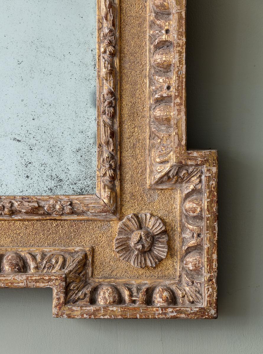 18th Century and Earlier Giltwood Mirror, Attributed to Benjamin Goodison, 18th Century For Sale