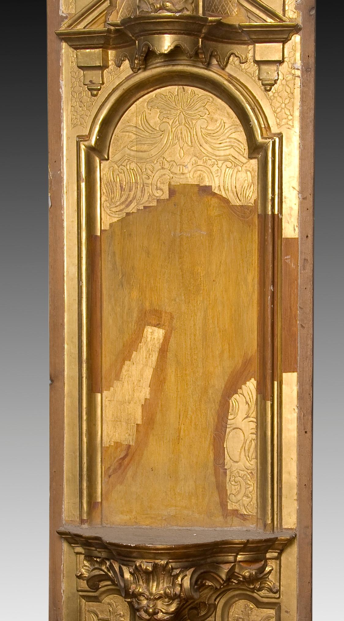 Giltwood Niche. Rococo, 18th Century In Good Condition For Sale In Madrid, ES