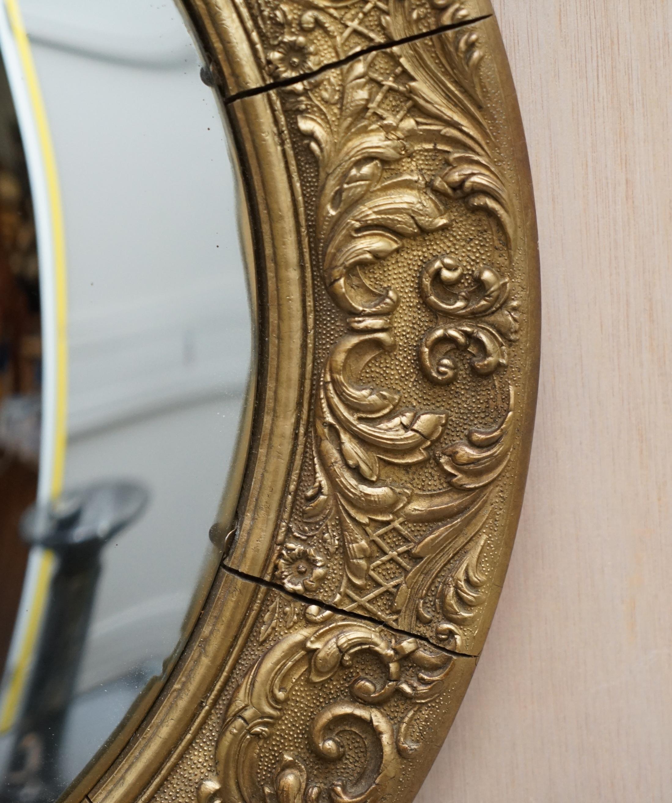 Giltwood Ornate Frame and Plaster Regency Ships Style Convex Mirror Domed Glass For Sale 1