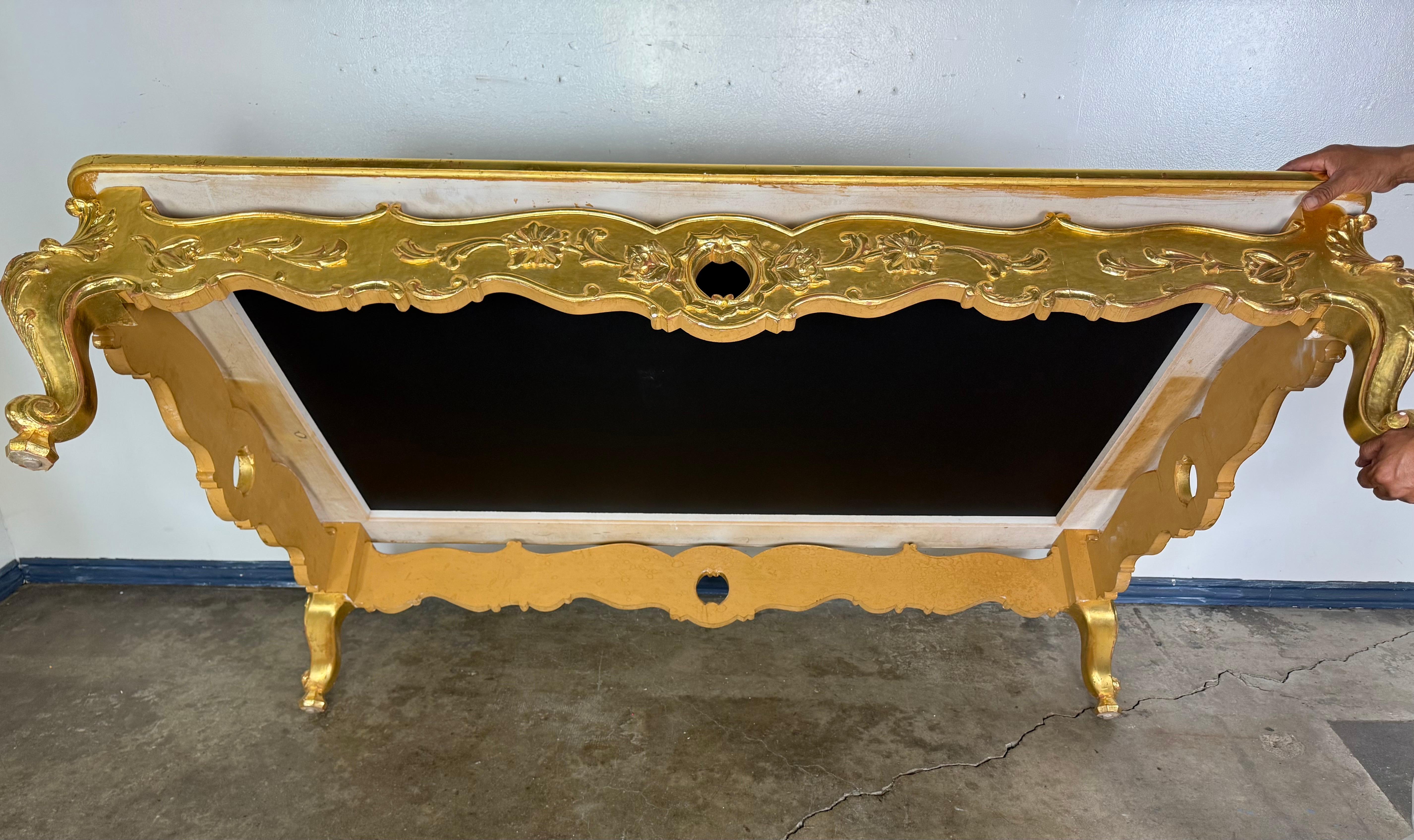 Giltwood Rococo Coffee Table with Antiqued Mirrored Top For Sale 5