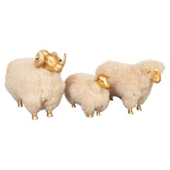 Family de moutons en bois doré de Carlos Villegas