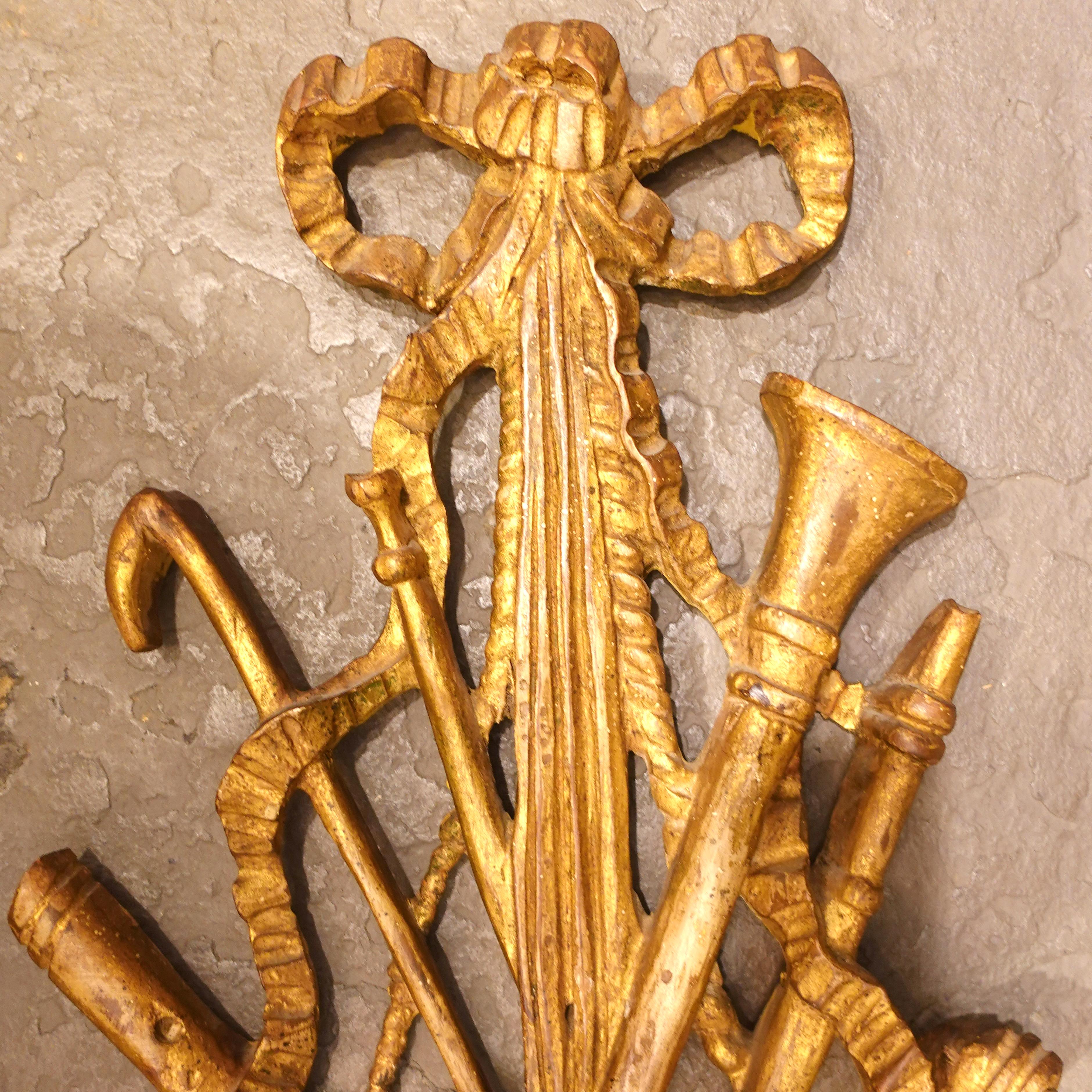 Giltwood Trophäe Wandapplikation im Zustand „Gut“ im Angebot in Leesburg, VA