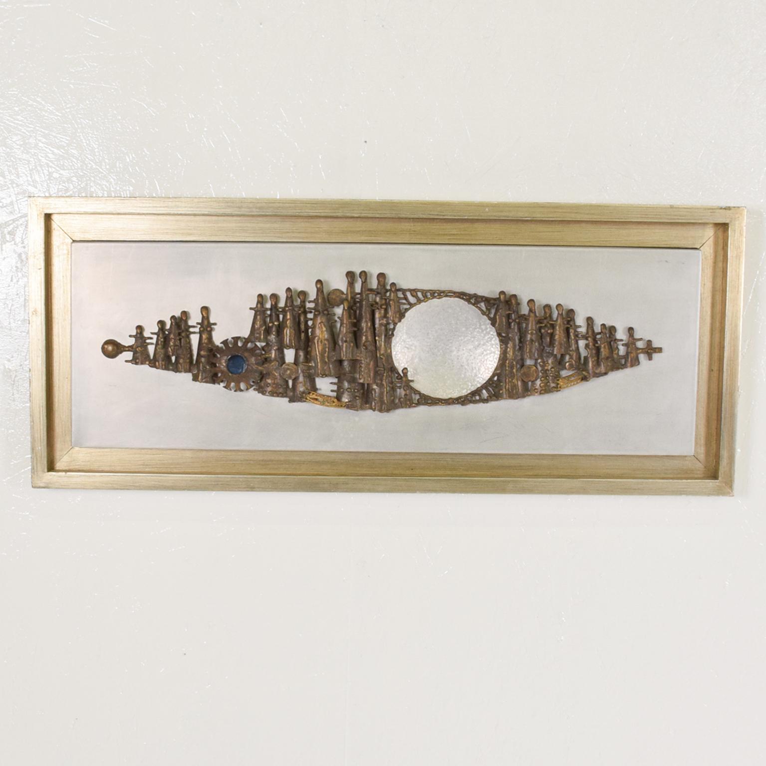 By Gimenez Nunez mixed media Brutalist Wall Art sculpture Mexico 1970s
Made in brass, aluminum and glass. Framed Art. Signed lower right.
Measures: 14 H x 34 W x 2.5 D. inches
Presentation preowned unrestored original vintage condition.
See