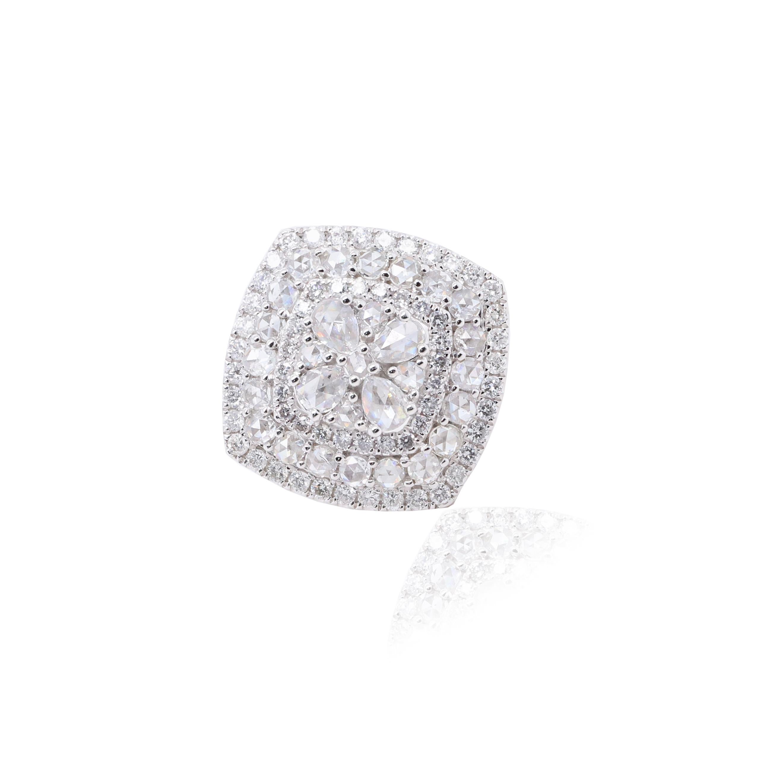 14K White Gold 6.24 Gram
4 Big Diamonds - Rose Cut - 0.35CT
25 Diamonds - Rose Cut - 0.80CT
60 Diamonds - Round Cut - 0.62CT