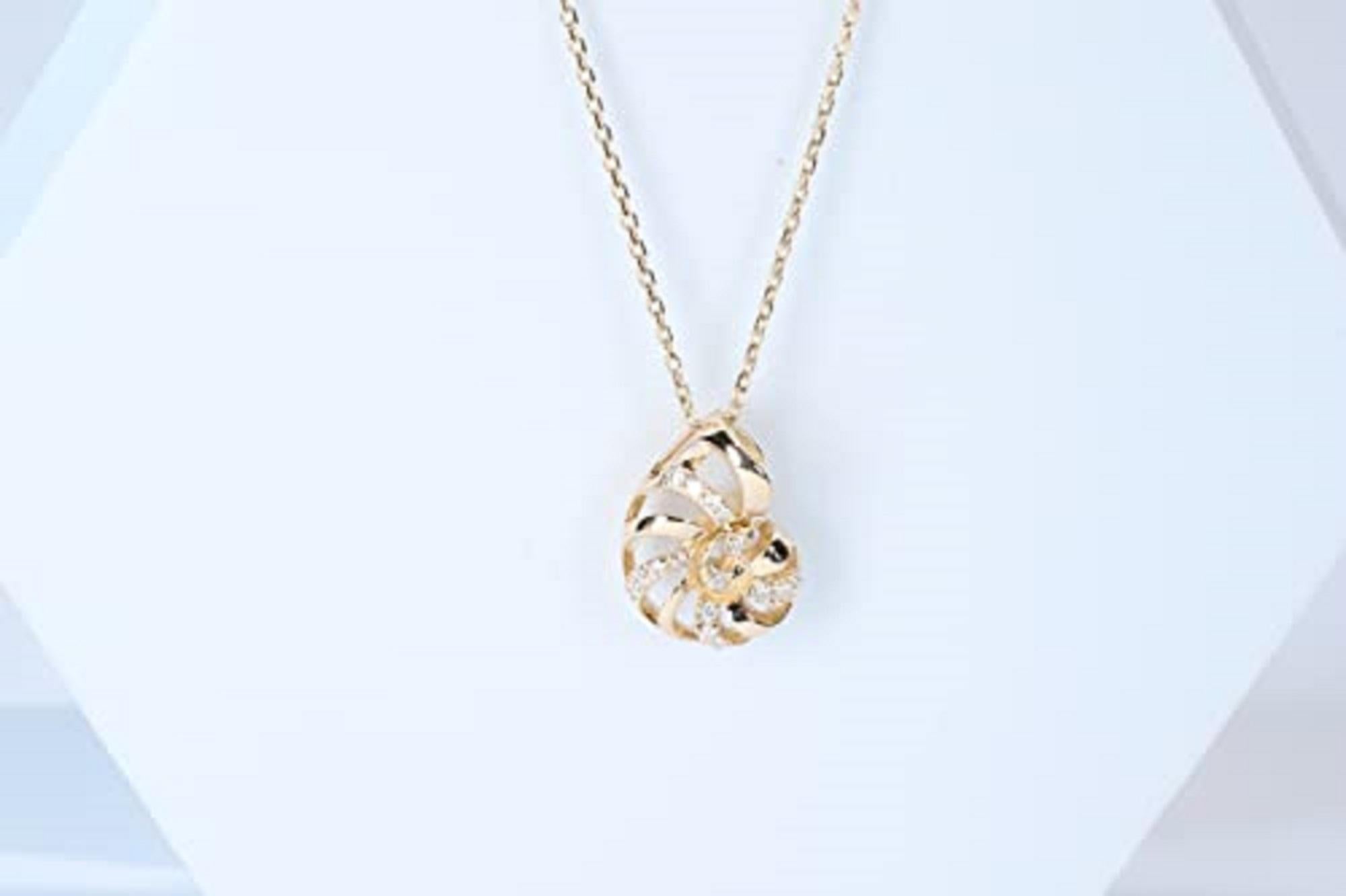 Art Deco Gin and Grace pendant in 14K Yellow gold and Diamond for exclusive everyday look For Sale