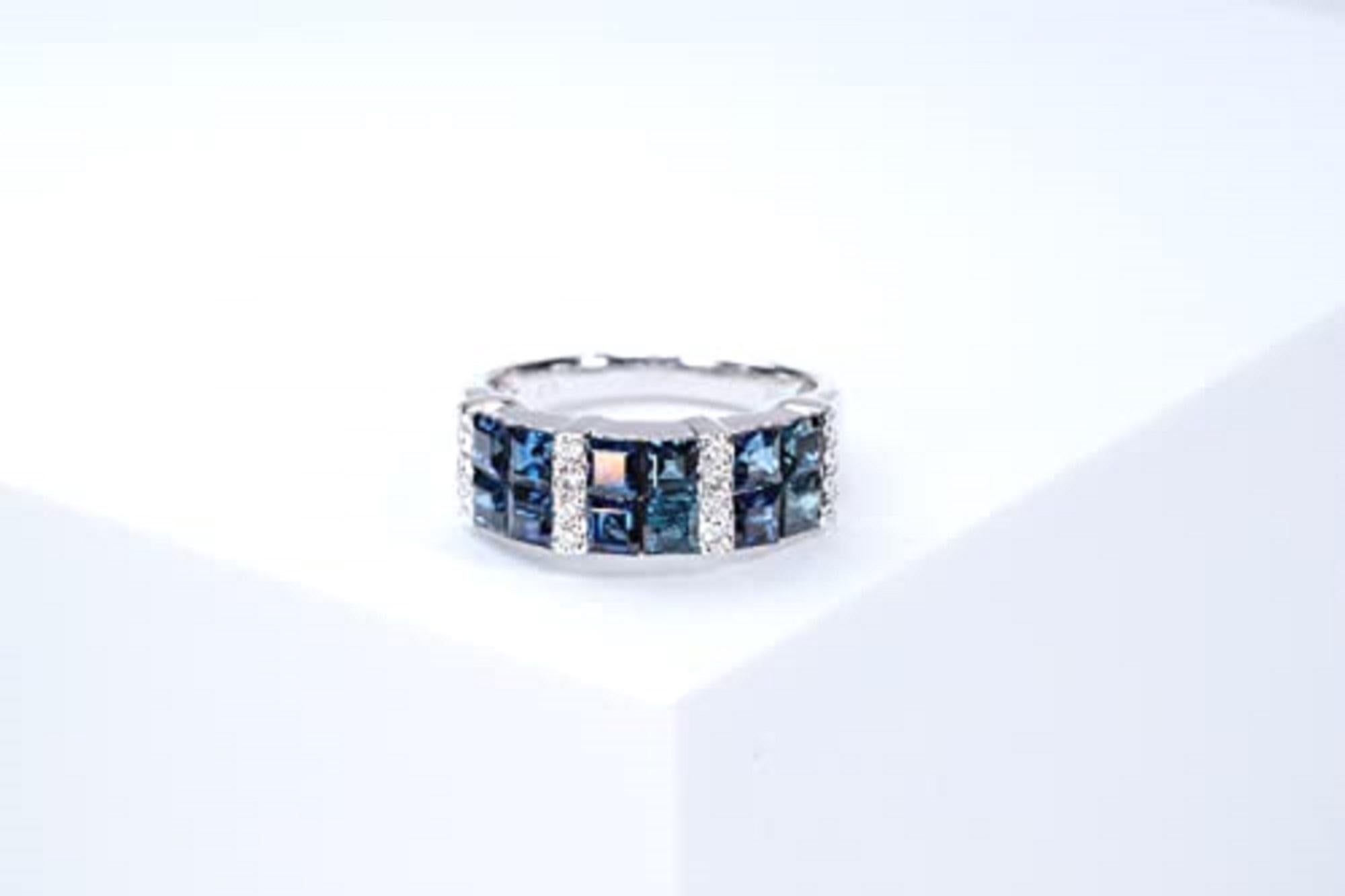 Gin & Garce 14K Weißgold Ring mit echtem blauem Saphir und Diamanten für Frauen (Art déco) im Angebot